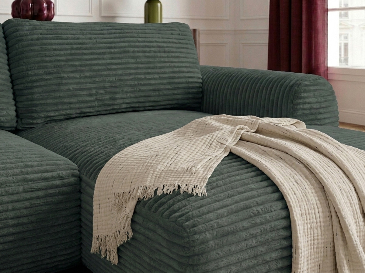 Bobochic Lucien Ecksofa mit Schlaffunktion und Bettkasten Breitcord weich Grün Ecke rechts