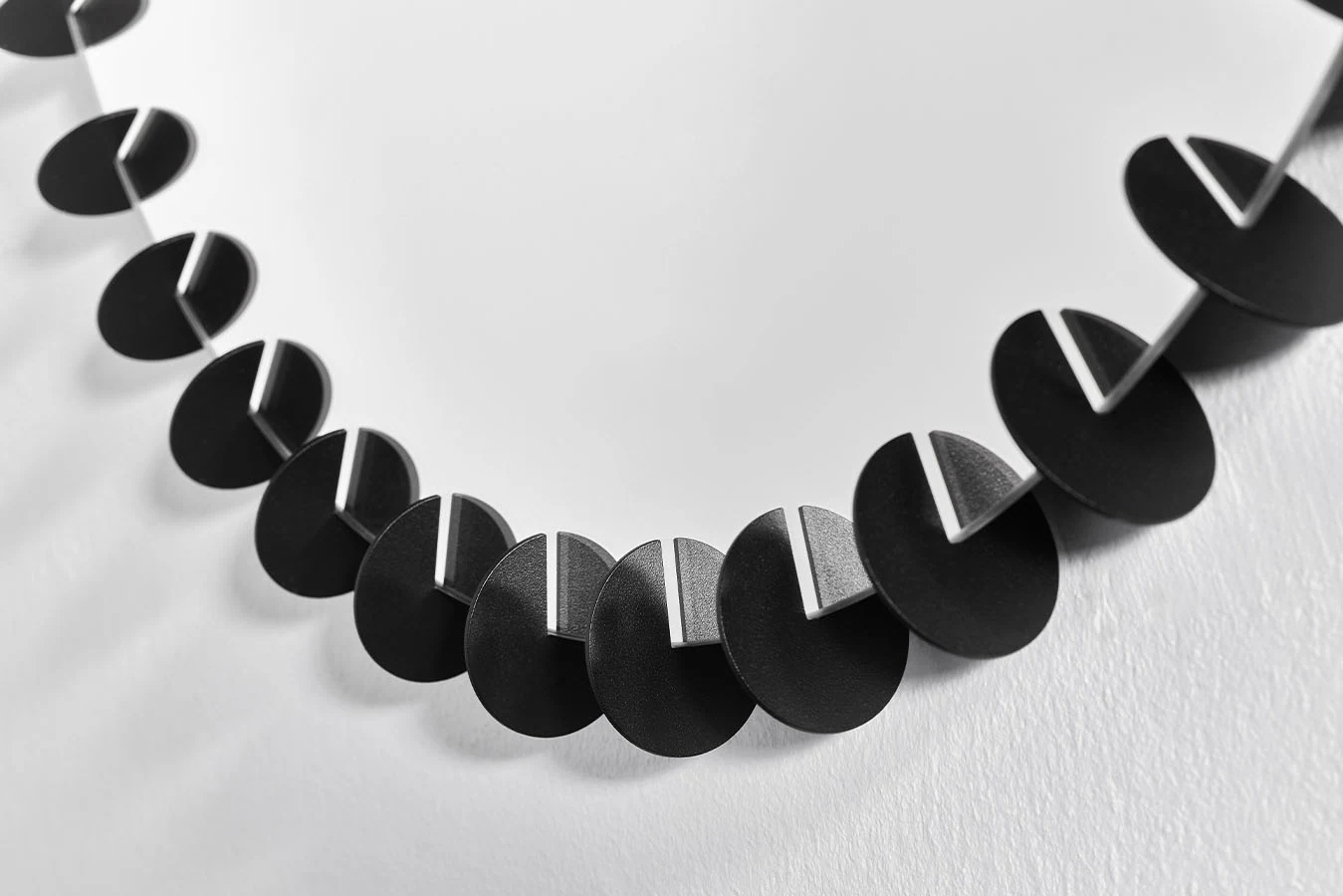 deKnudt Ray Black Set – Detailansicht 4