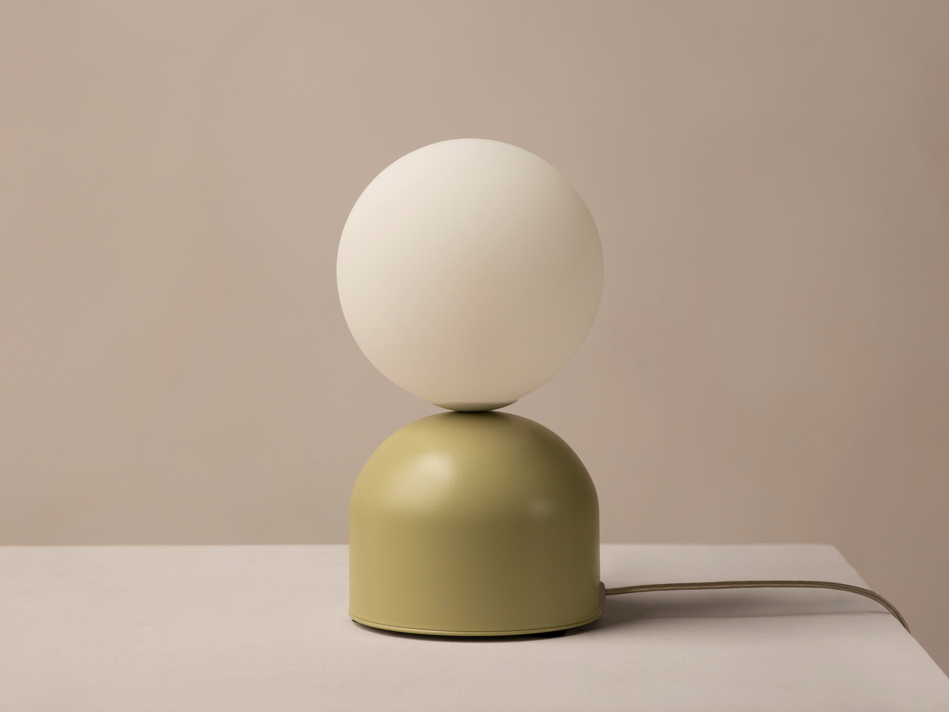 Micadoni Ely Tischlampe Pistazie