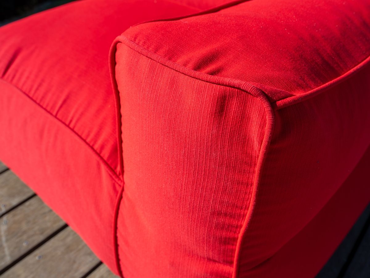 Bobochic Giulia Gartensofa 4-Sitzer mit Pouf, 1 Eckmodul Stoff Rot