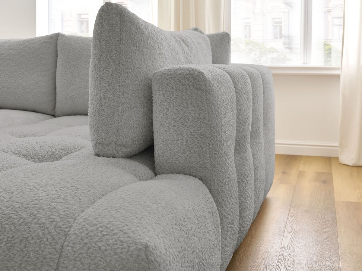 Bobochic Fuji Ecksofa mit Schlaffunktion und Bettkasten und Pouf 282 × 204 cm Bouclé-Stoff Hellgrau Ecke rechts