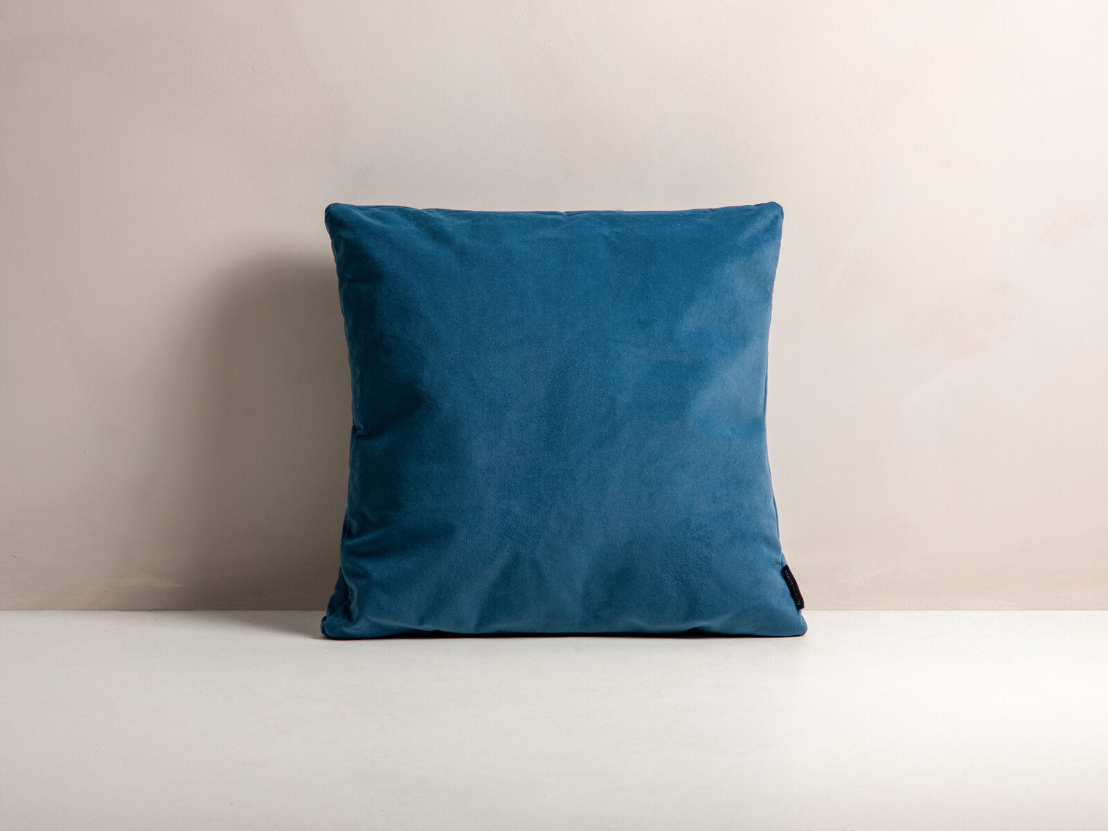 Micadoni Kissen Mono Samt Blau