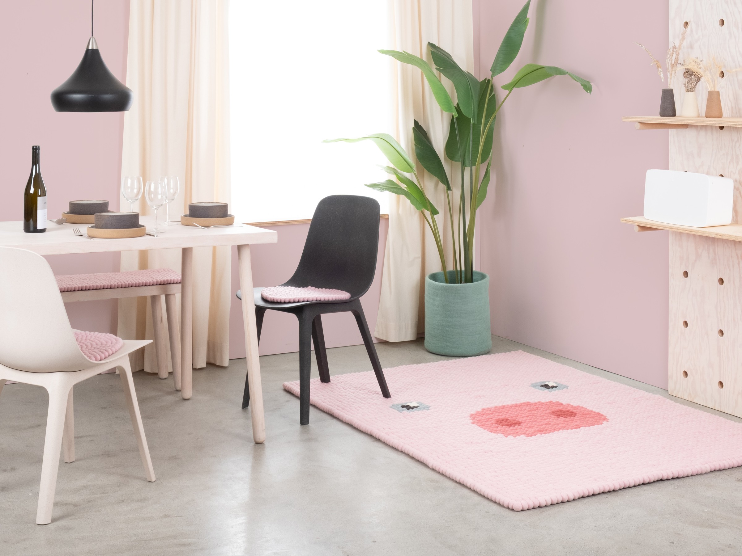 myfelt Friedrich Filzkugelteppich Rosa