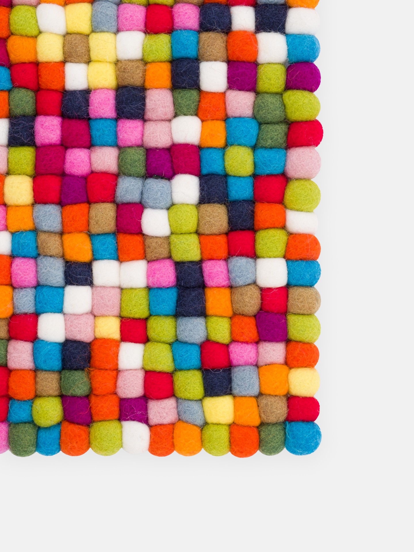 myfelt Lotte - Filzkugel Sitzauflage quadratisch
