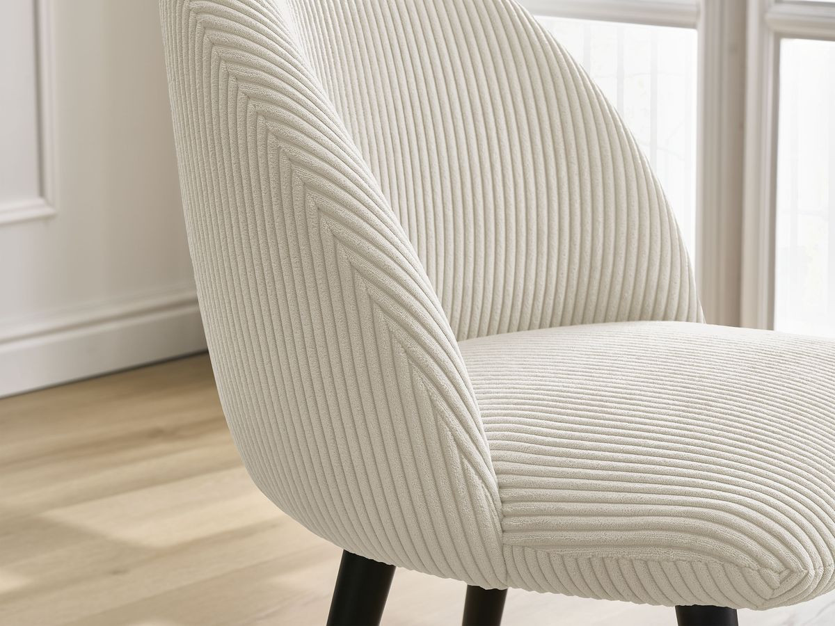 Bobochic Lalie Esszimmerstuhl mit skandinavischen Beinen, schwarz Cordsamt Beige