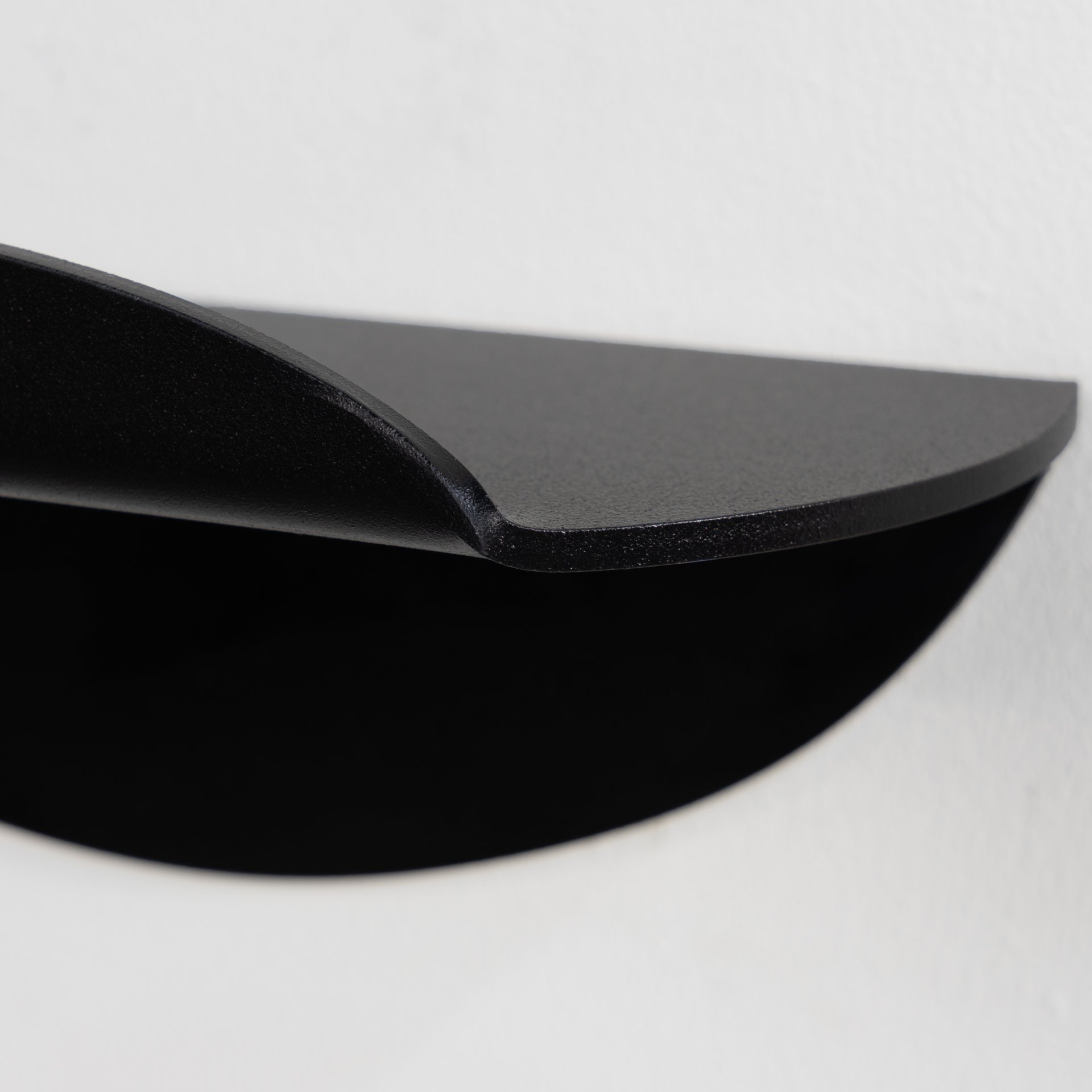 Spinder Design Wandregal Pipa Bottom Schwarz