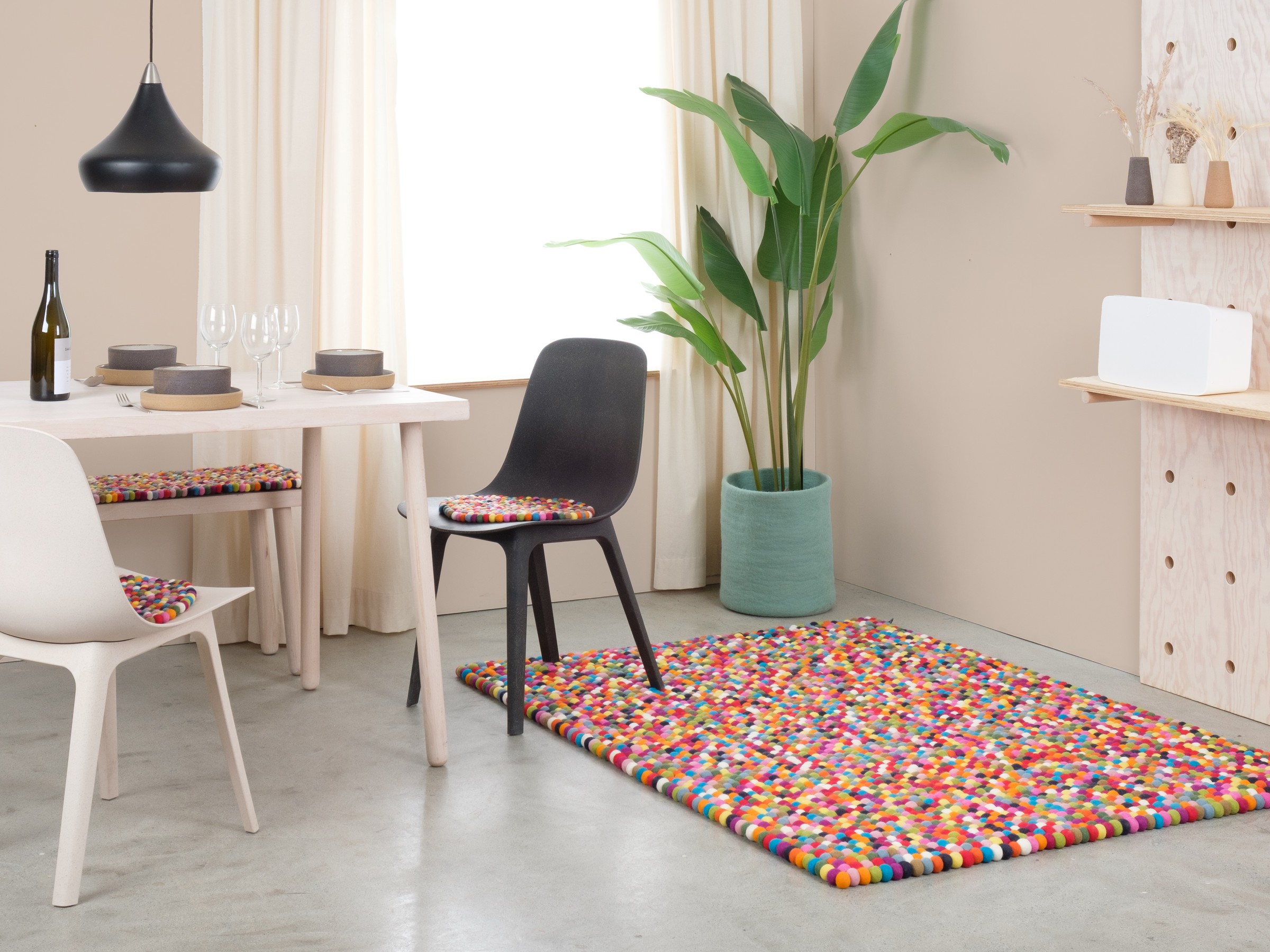 myfelt Lotte Filzkugelteppich Bunt rechteckig 120 x 170 cm