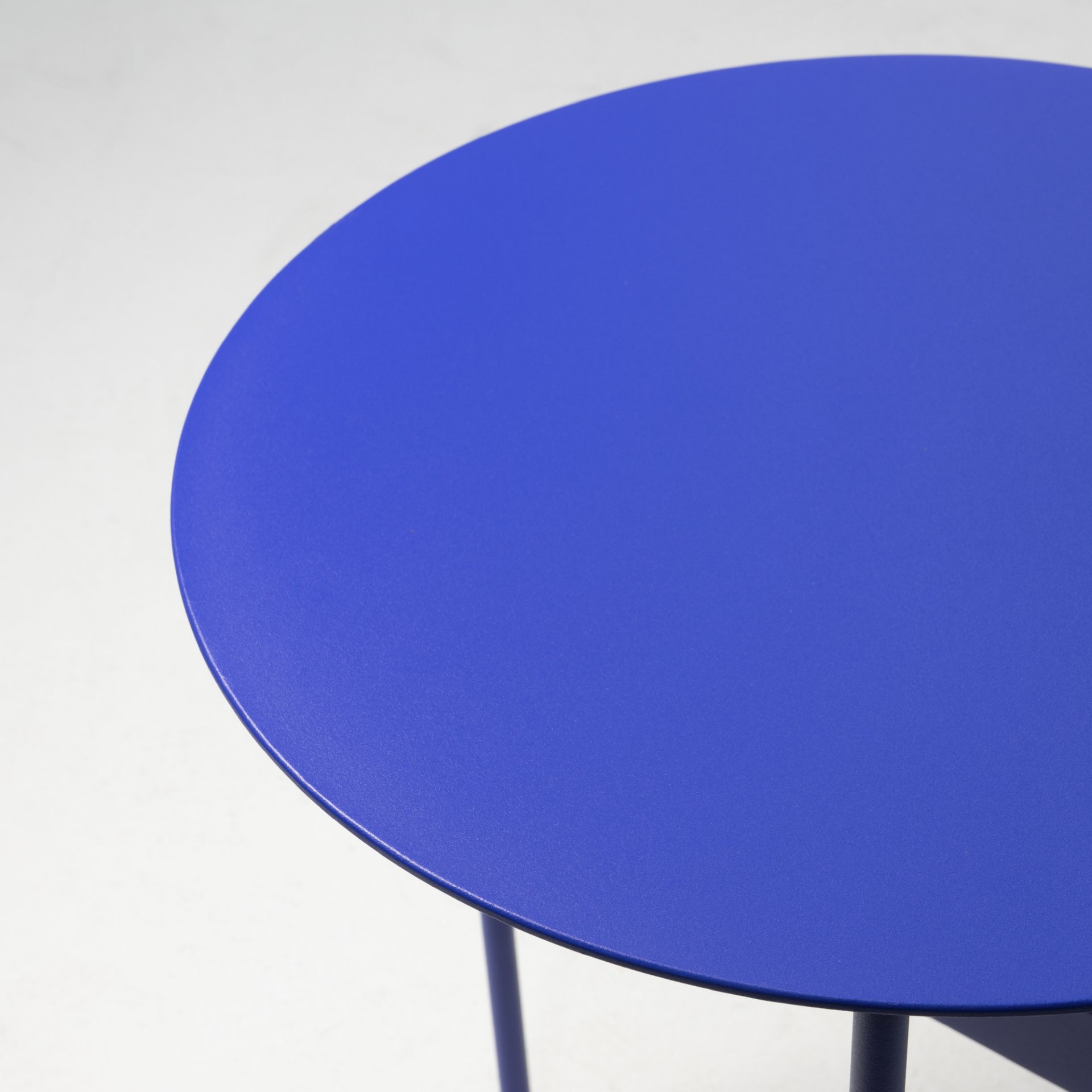 Spinder Design Beistelltisch Mira High Ultramarine