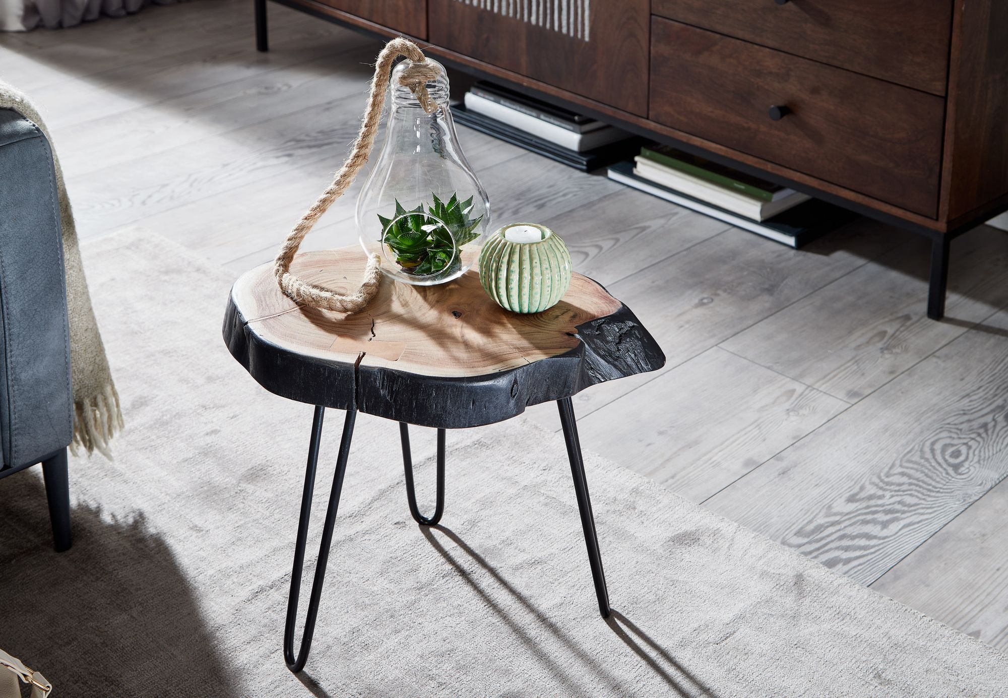 Beistelltisch Haganes Akazie Massivholz Braun 40 × 32 × 40 cm