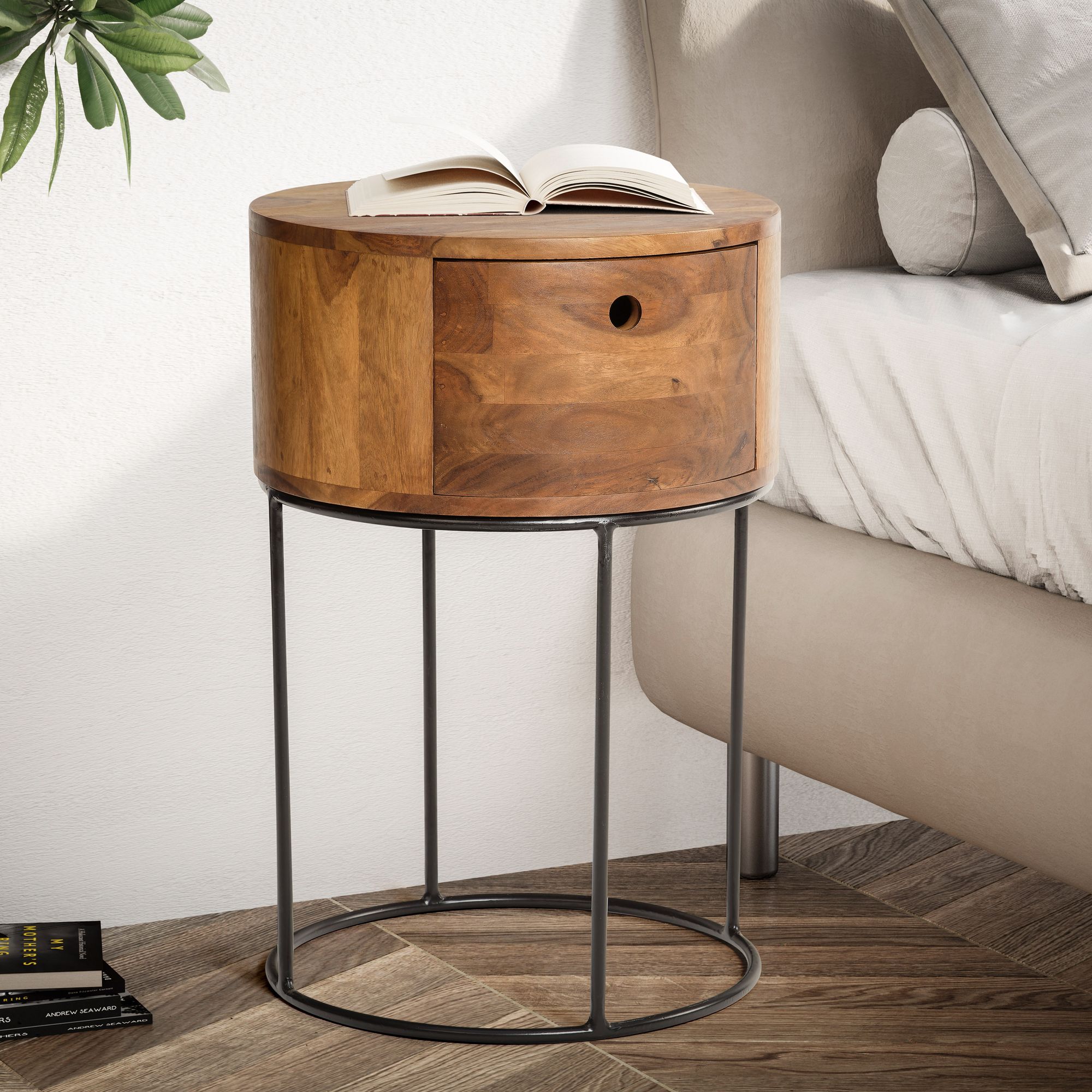 Nachttisch Hamnvik Massivholz Dunkelbraun Ø 40 cm