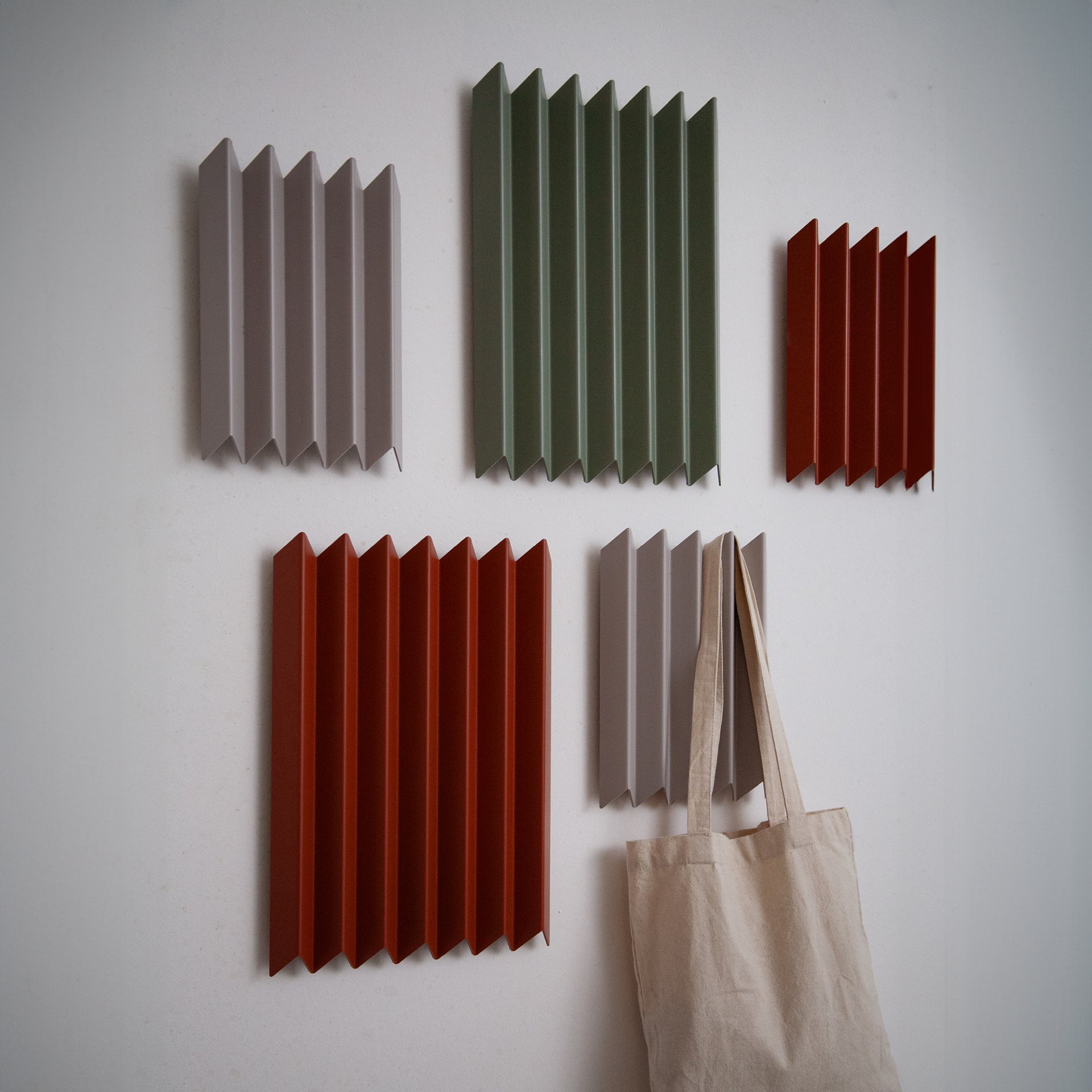 Spinder Design Wandgarderobe Sensu Large Dusty Green
