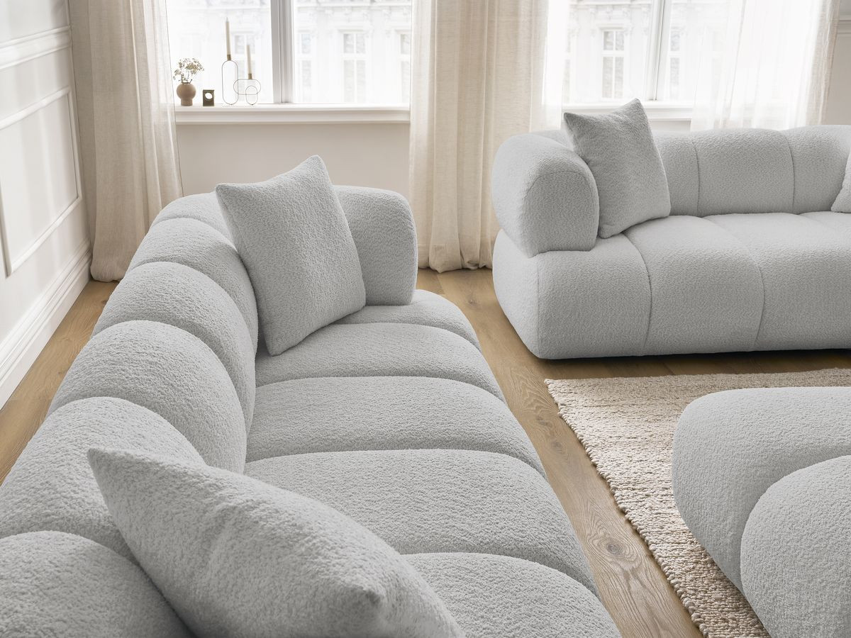 Bobochic Pamira Sofa 5-Sitzer mit Pouf Bouclé-Stoff Hellgrau