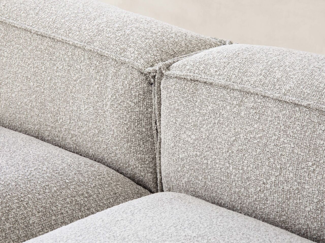 Micadoni Kissen Nuria Samt Grau 50x50x19