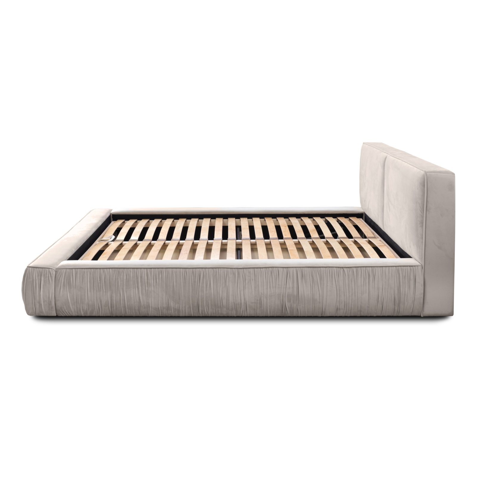 Polsterbett Beyond Samtstoff 140x200 mit Holzrahmen Riviera 21