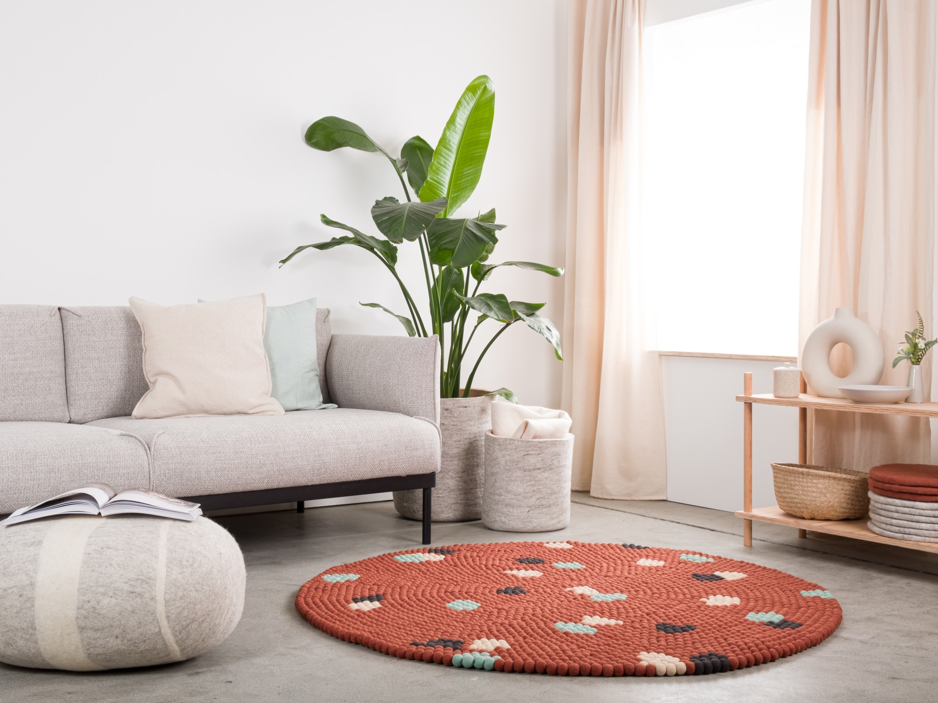 myfelt Terra Rust Filzkugelteppich Rot rund Ø 50 cm