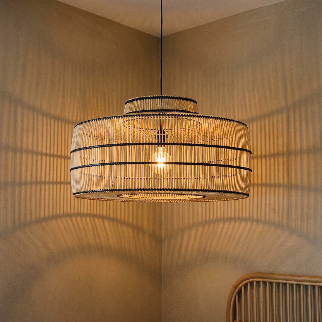 Raw Materials Pendelleuchte Stella Rattan
