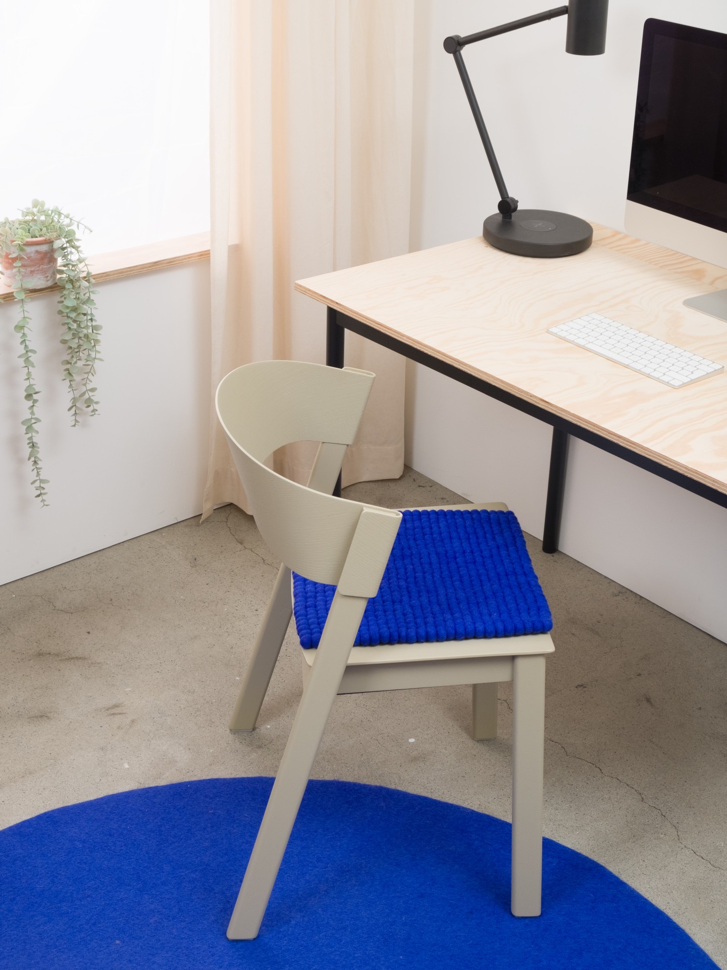 myfelt Isa - Filzkugel Sitzauflage quadratisch