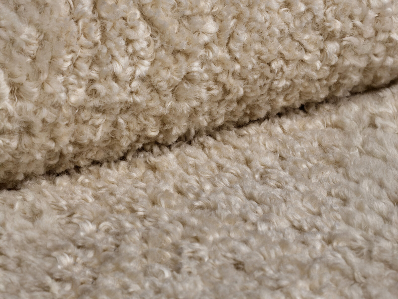 Micadoni Stauraumbett mit Kopfteil Eloise Boucle Rolf Sand 160x200