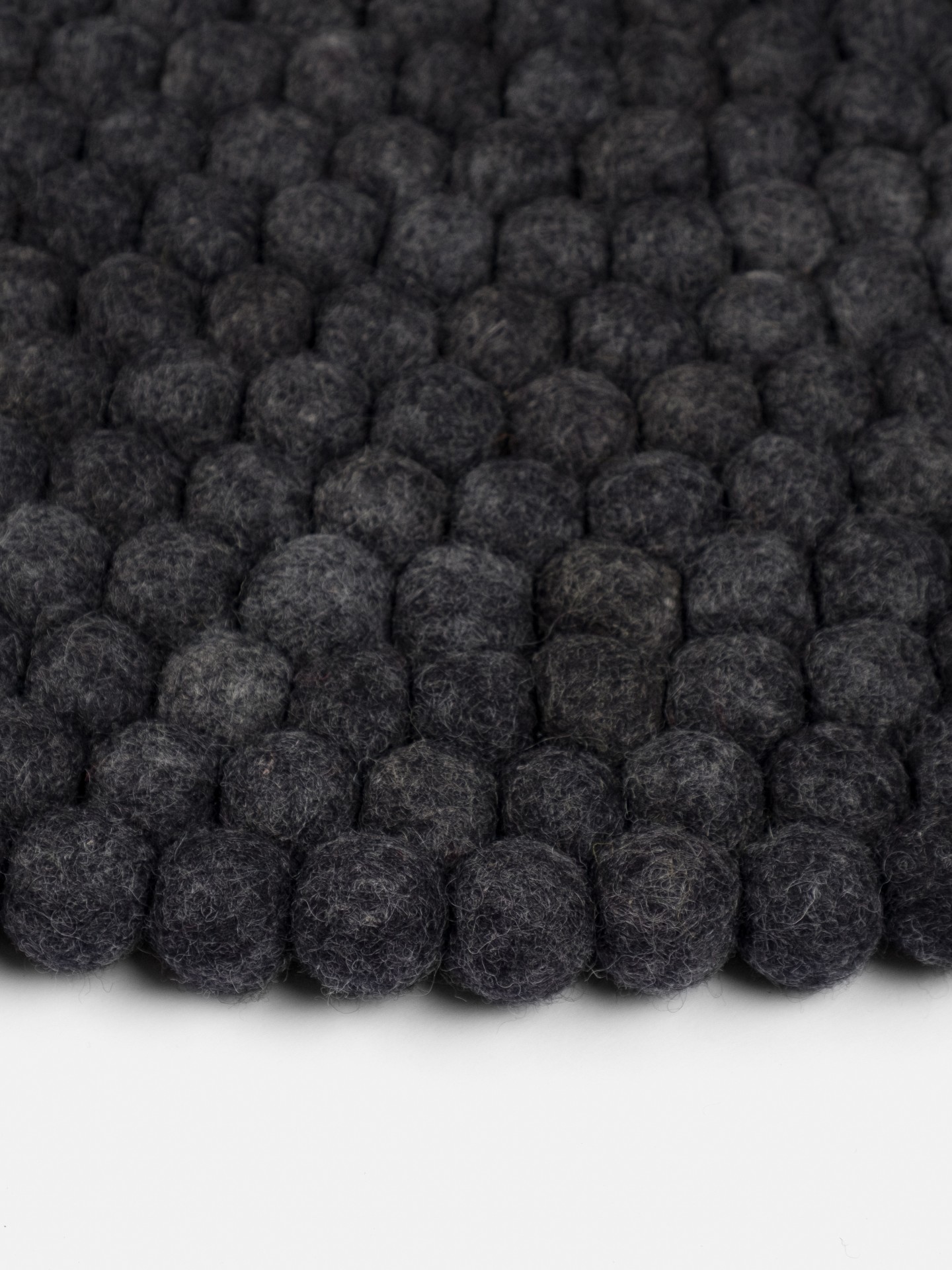 myfelt Hugo Filzkugelteppich - 70 cm