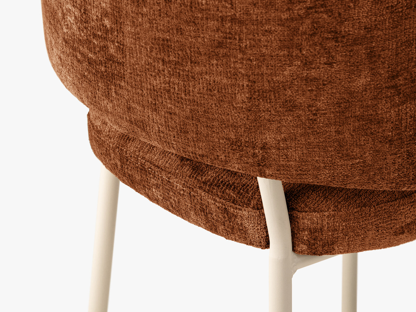 Micadoni Dora Samtiger Stuhl Chenille Perfect Harmony Terrakotta Creme