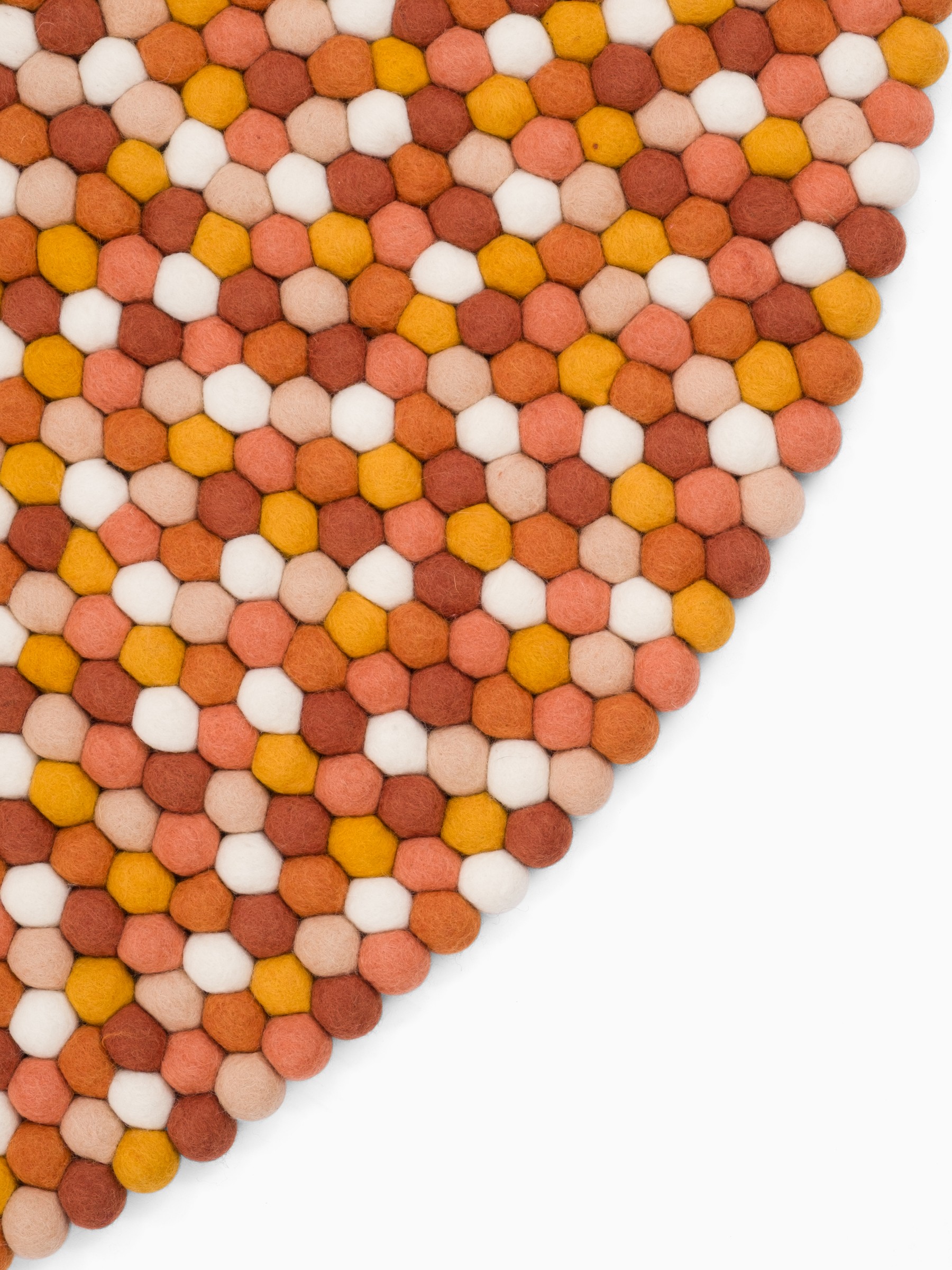 myfelt Juna Filzkugelteppich Rot-Orange-Weiß rund Ø 50 cm