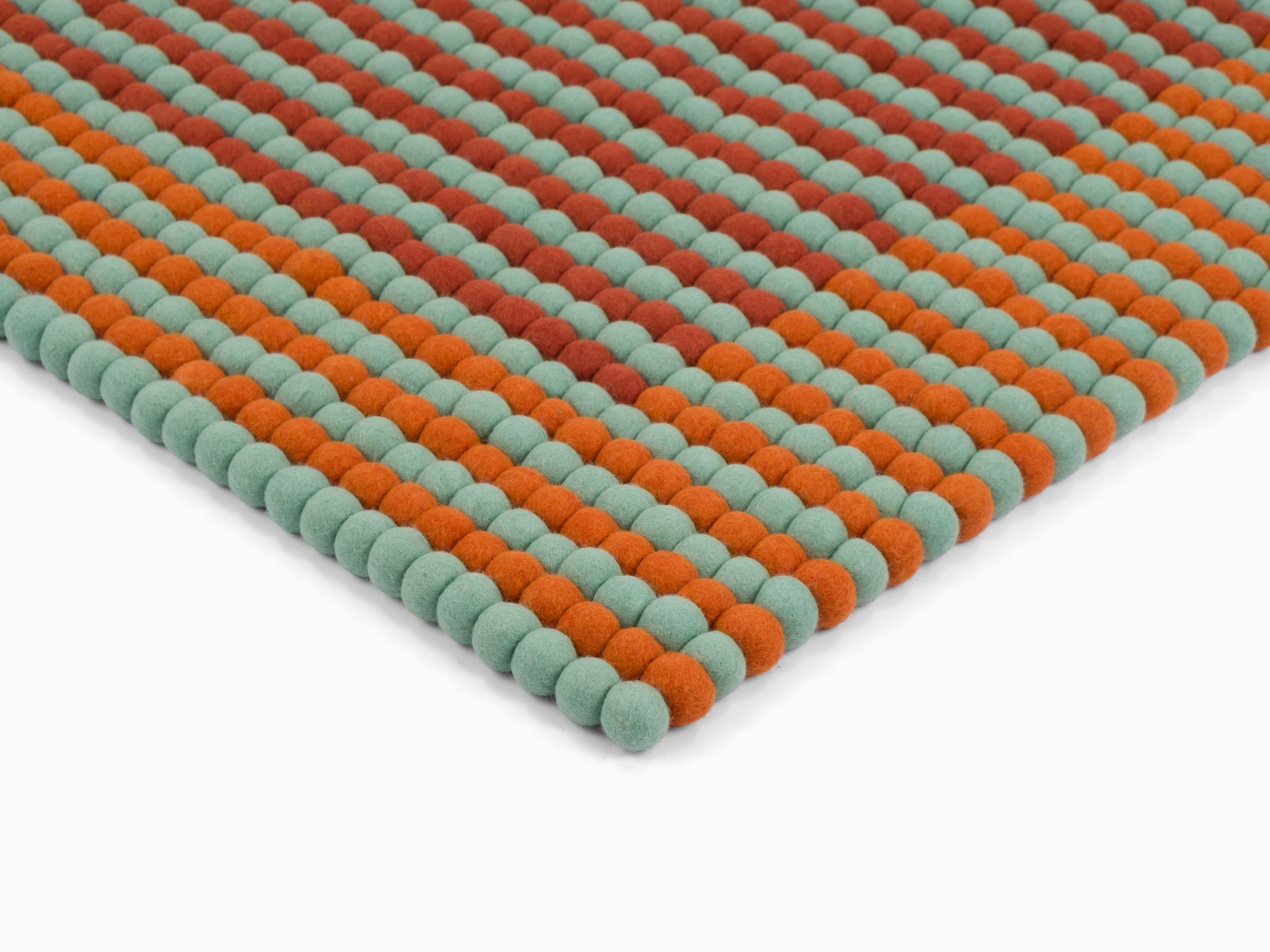 myfelt Sahara Filzkugelteppich Orange rechteckig 70 x 100 cm