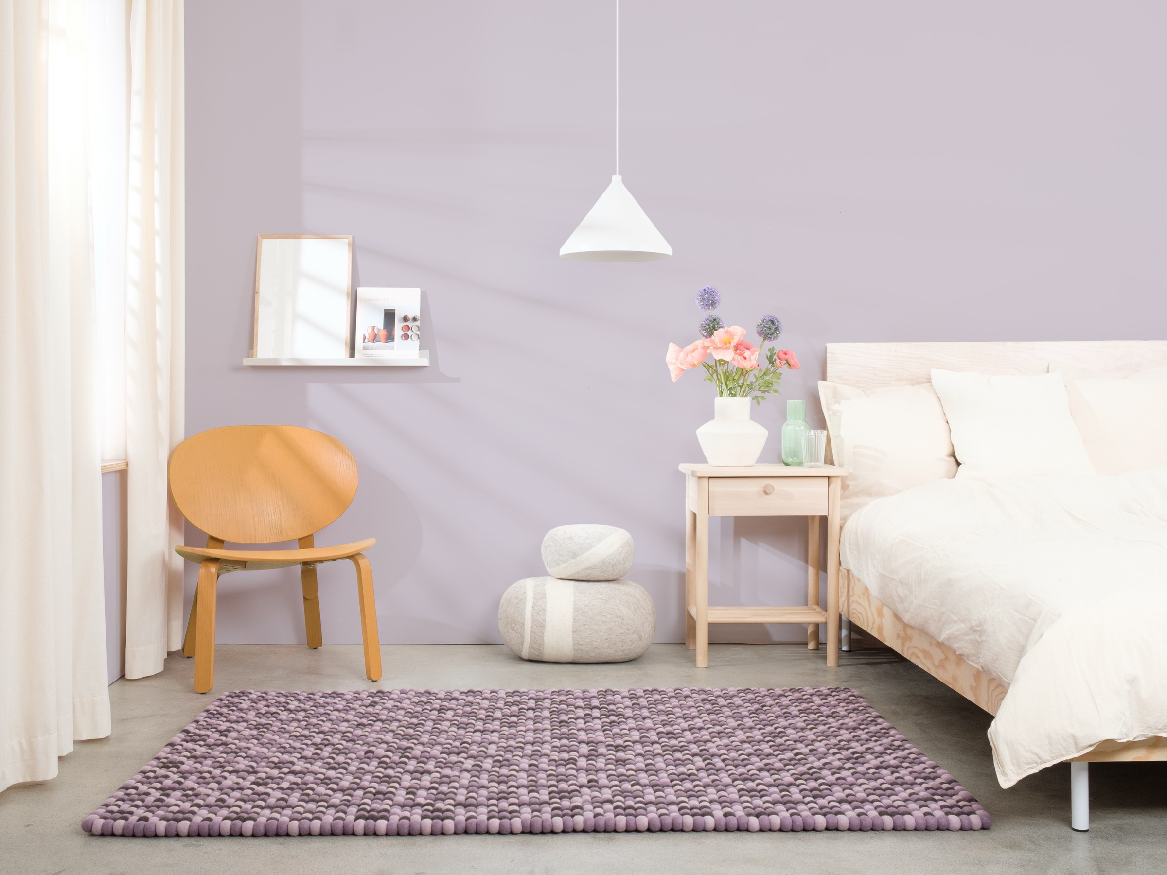 myfelt Maria Filzkugelteppich Flieder rechteckig 70 x 100 cm