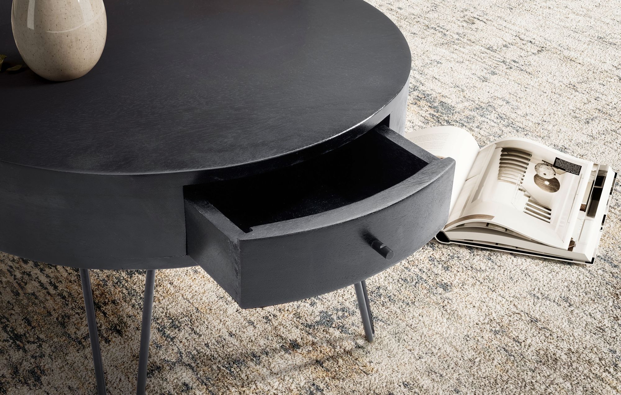 Couchtisch Eggkleiva Mango Massivholz Schwarz Ø 60 cm