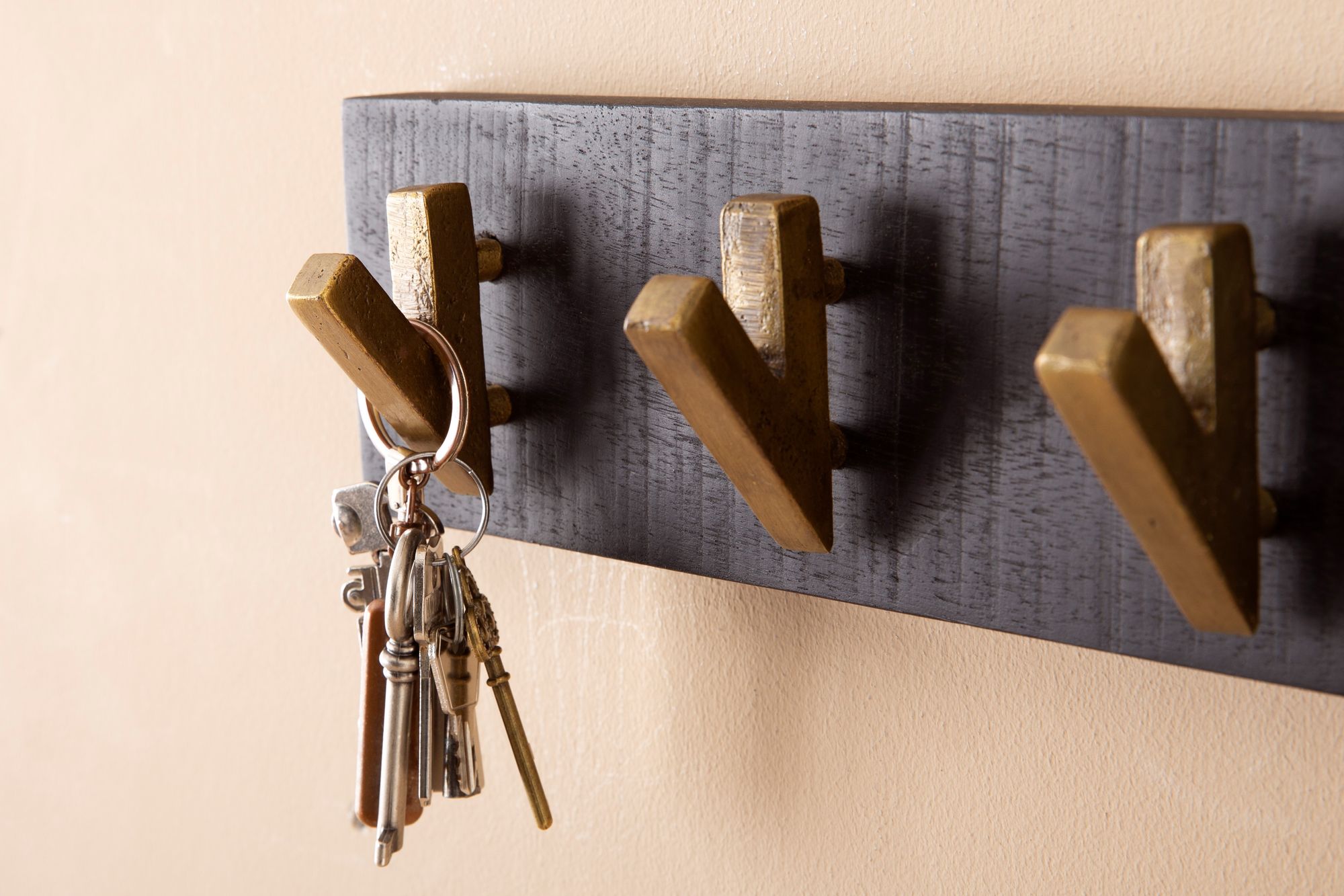 Wandgarderobe Bovagen Mango Massivholz Schwarz 60 × 8 × 10 cm