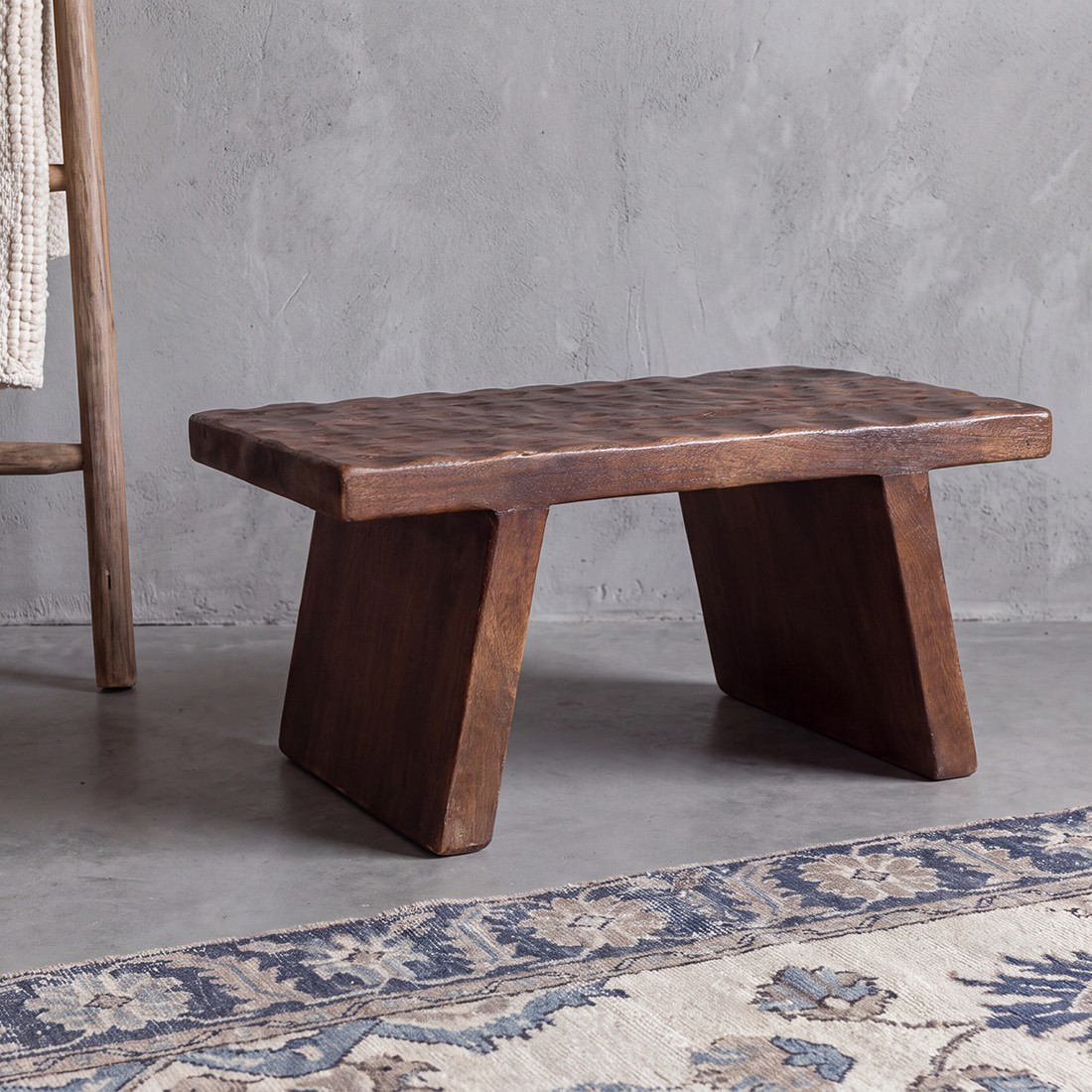 Raw Materials Beistelltisch/Hocker aus Mangoholz braun 40x25x20cm