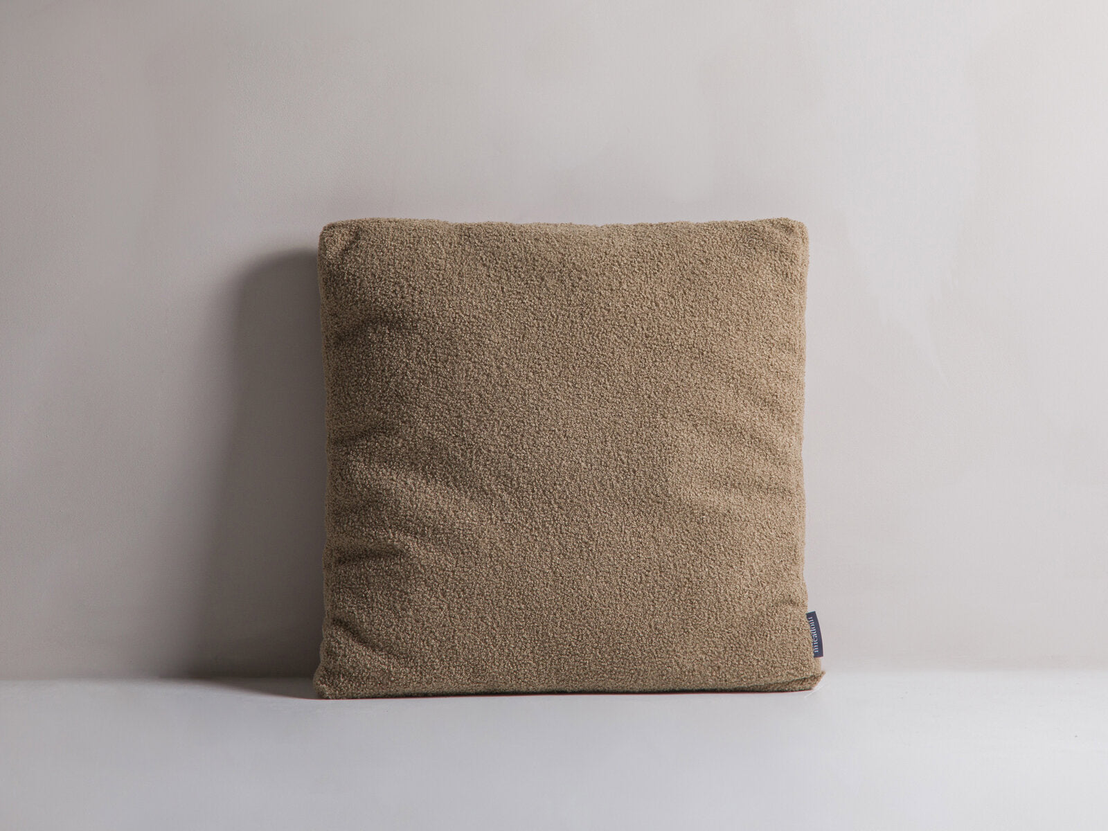 Micadoni Kissen Mono Boucle Stroh