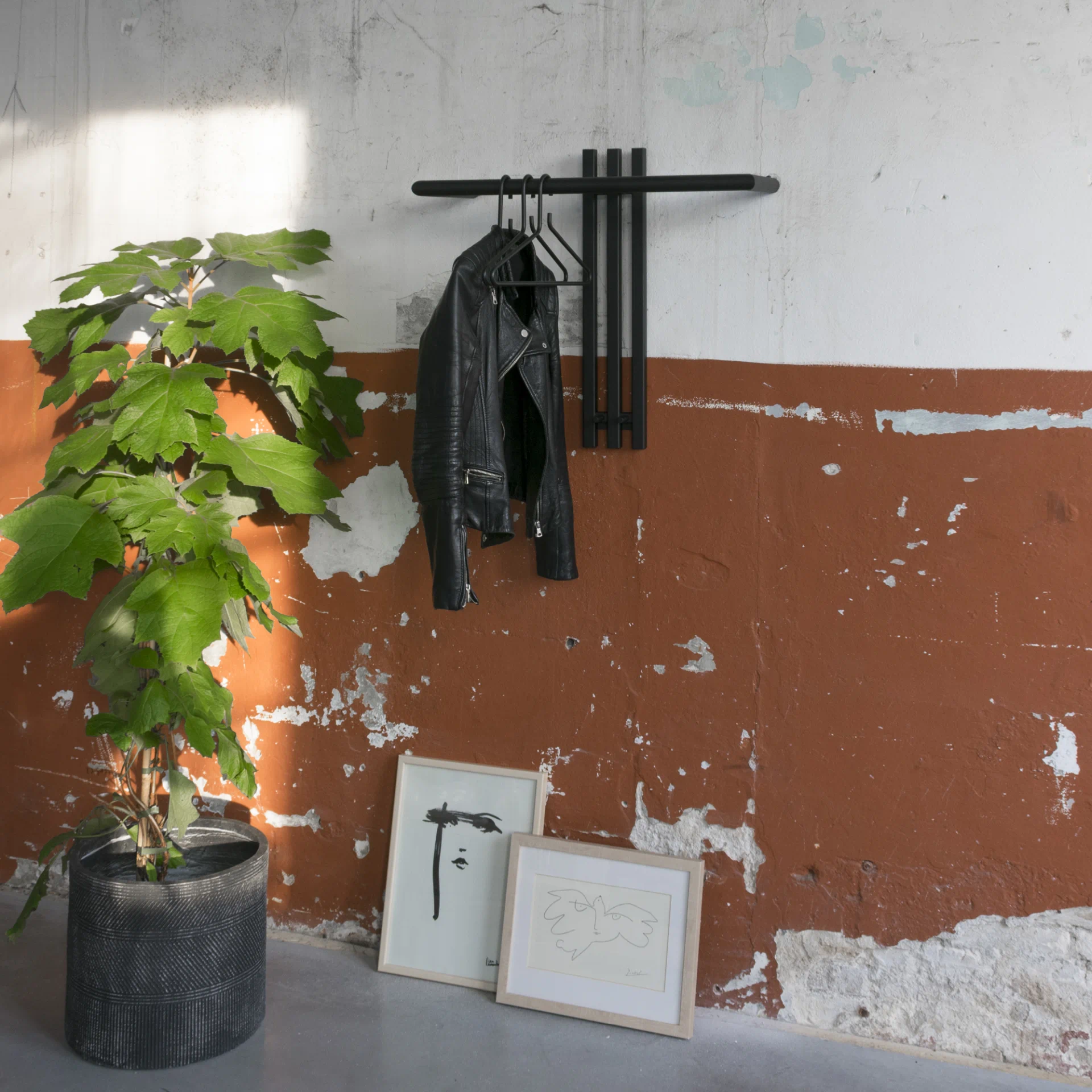 Spinder Design Senza 1 Wandgarderobe Schwarz