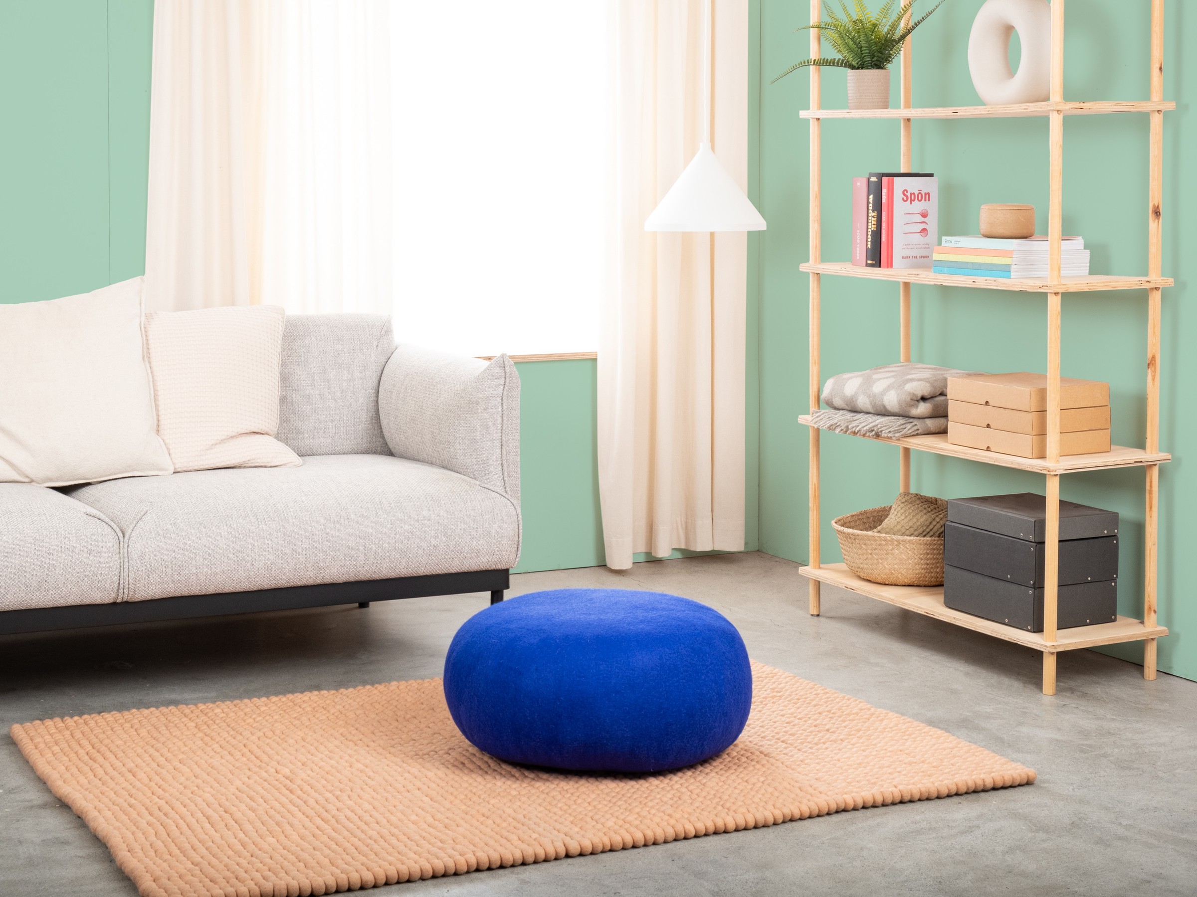 myfelt Isa Colour Pouf Royalblau Ø 48 x 18 cm