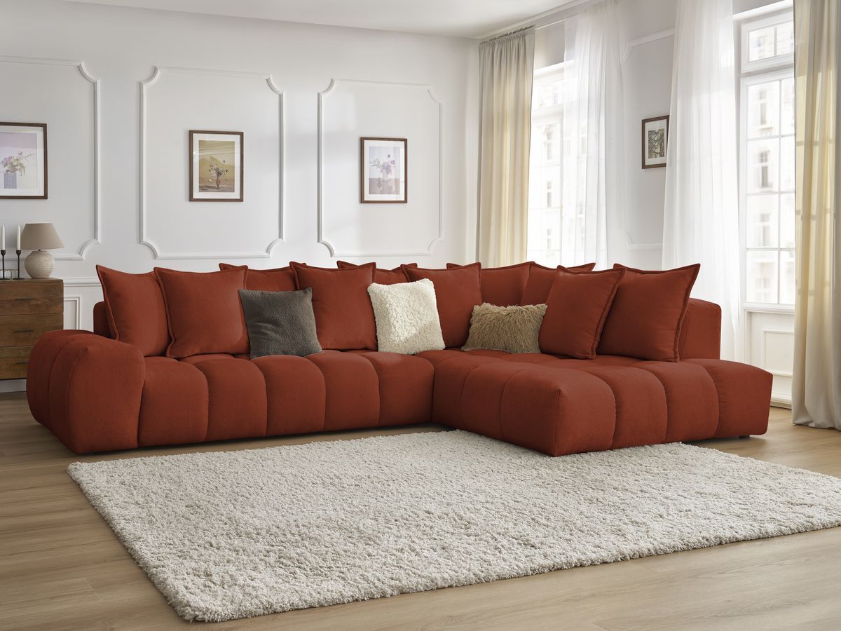 Bobochic Everest Ecksofa, 10 Kissen Strukturstoff Orange Ecke rechts