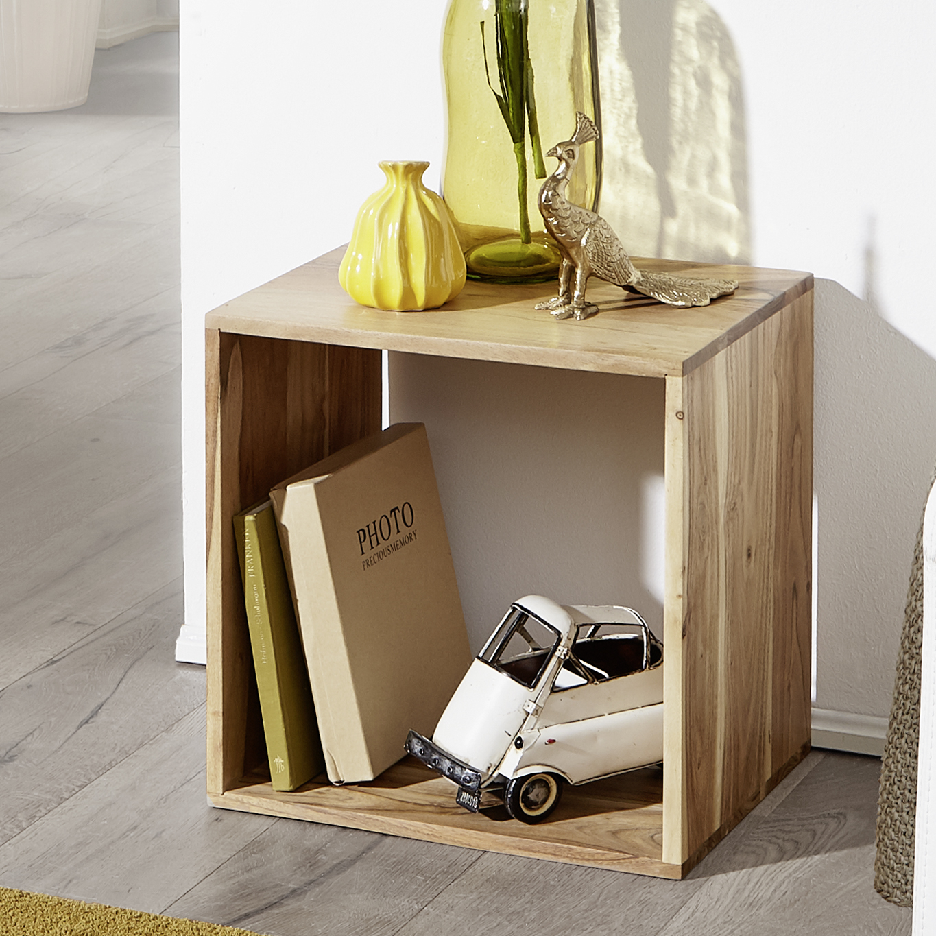 Standregal Aalvik Massivholz Akazie 43,5 × 33 × 43,5 cm