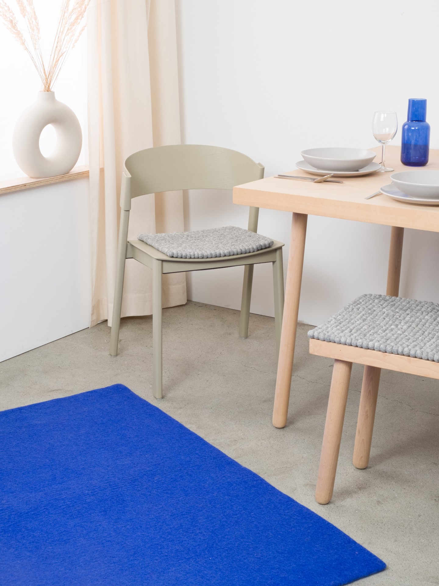 myfelt Carl - Filzkugel Sitzauflage quadratisch