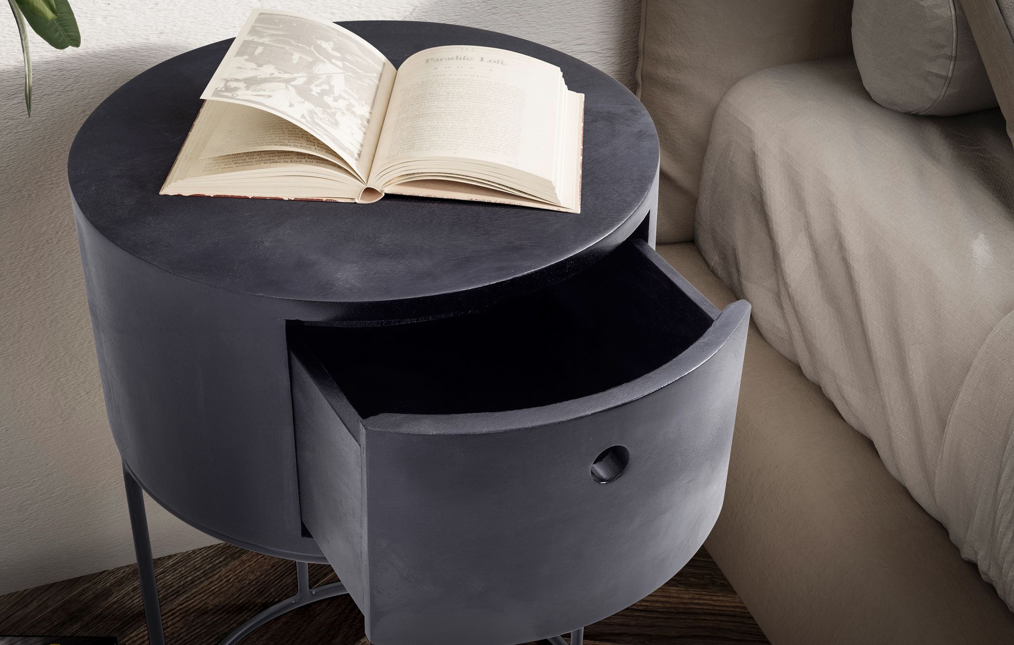 Nachttisch Hamnvik Massivholz Schwarz Ø 40 cm