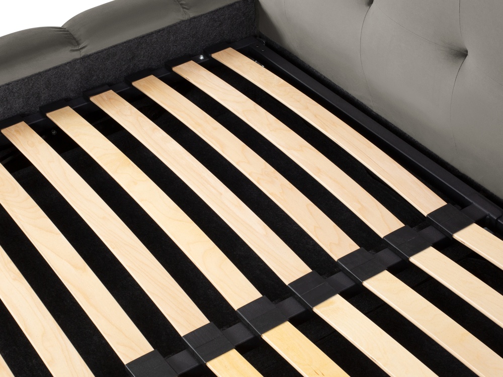 Cosmopolitan Design Stauraumbett mit doppeltem Kopfteil Bali 180x200 Samt Bluvel Hellgrau