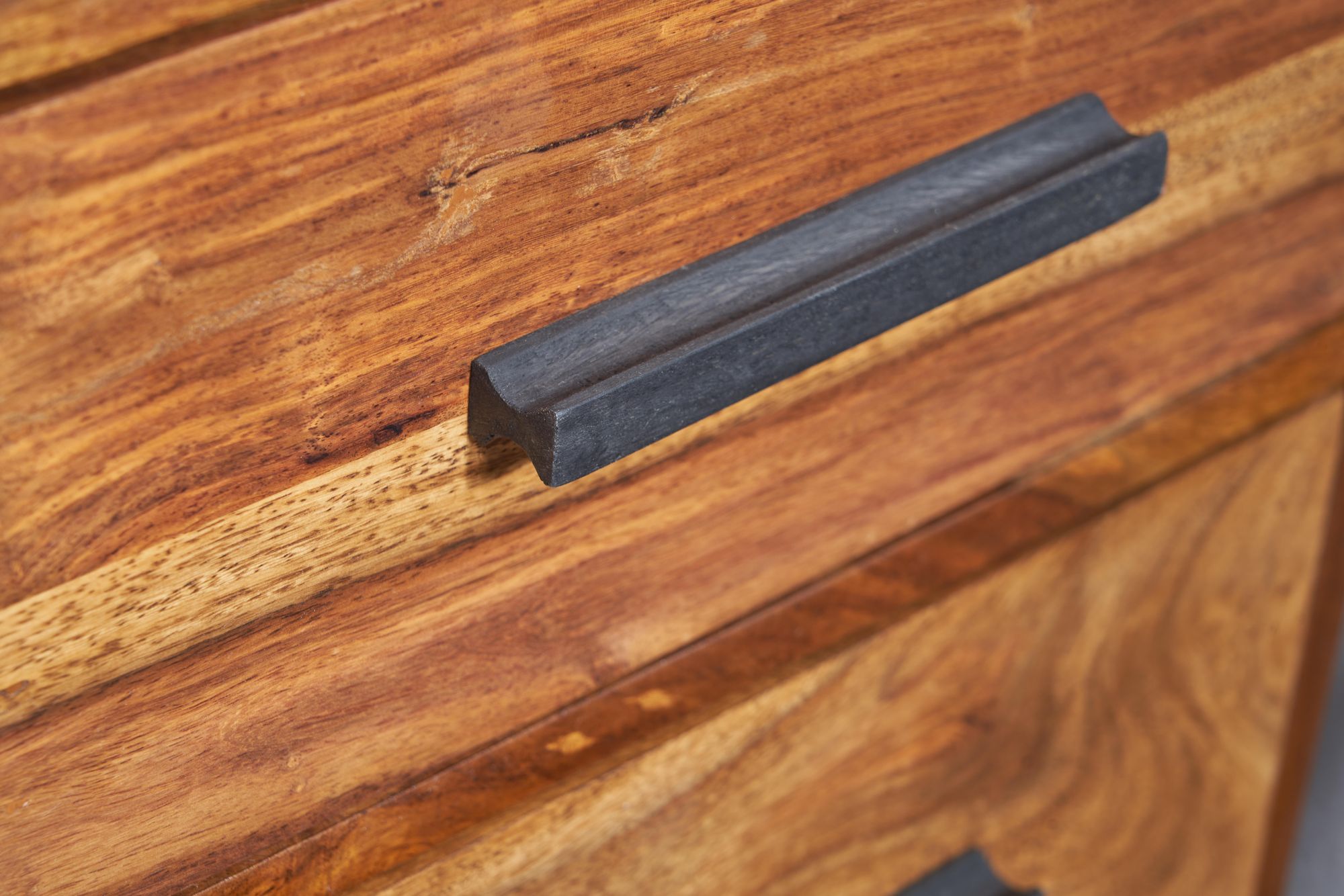 Nachttisch Aurskog Massivholz Dunkelbraun 40 × 35 × 66 cm