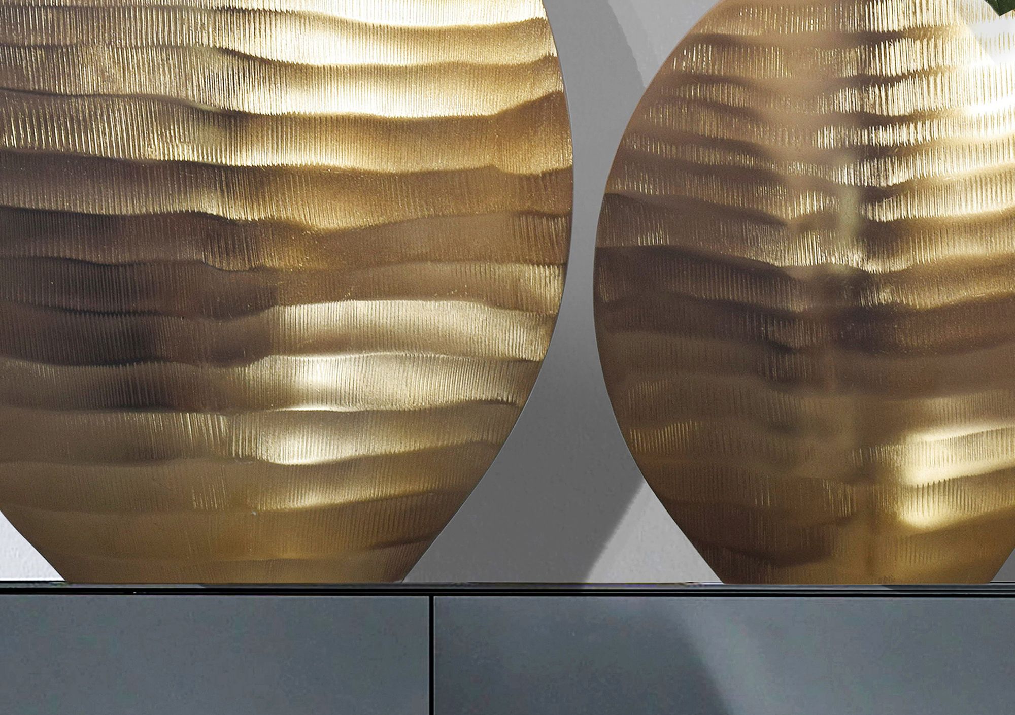 Tischvase Saltnes Aluminium Gold Ø 26 × H 31 cm