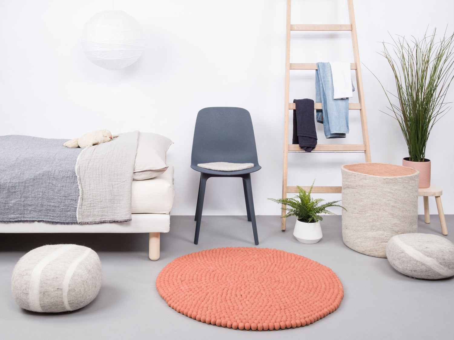 myfelt Lea Filzkugelteppich Lachsfarben rund Ø 50 cm
