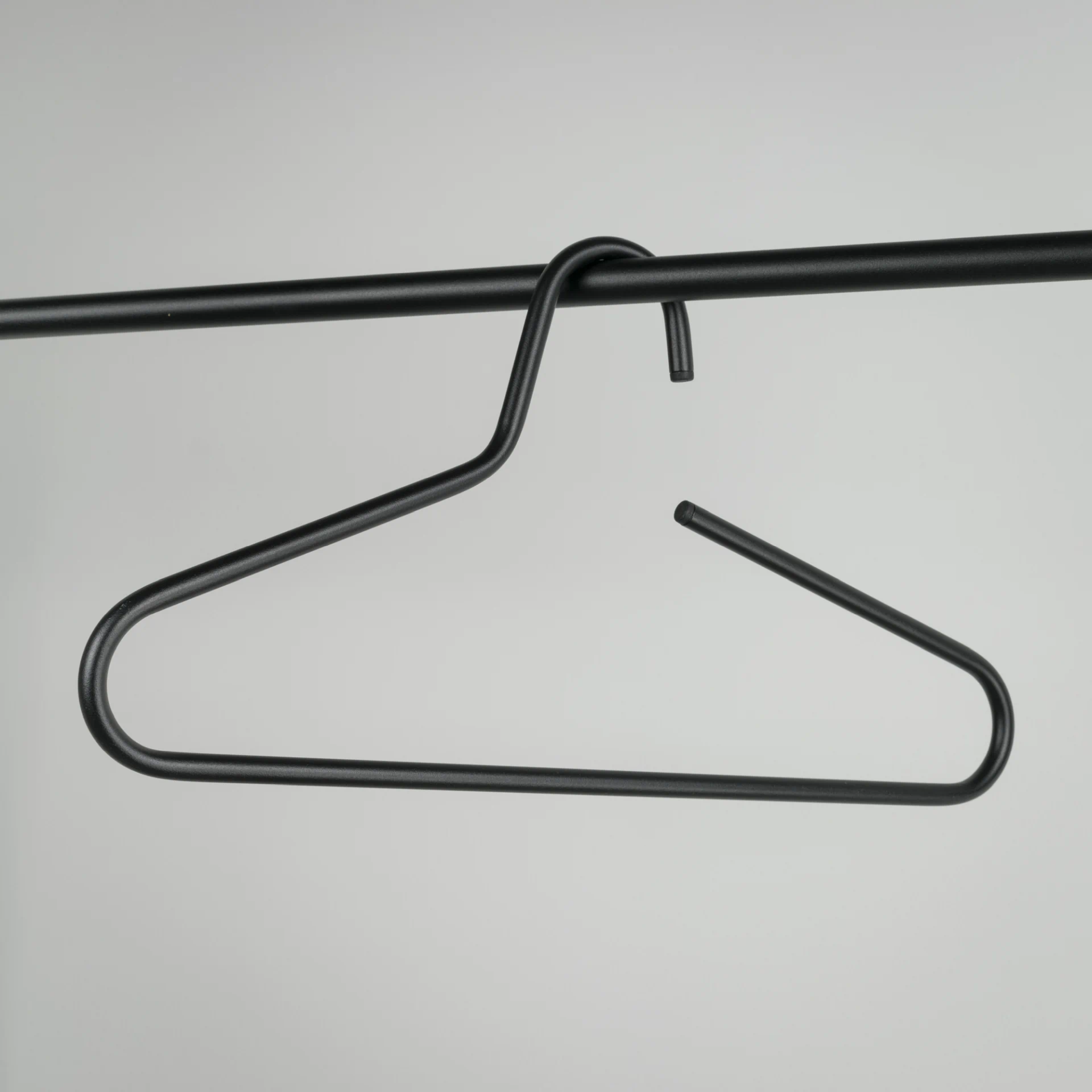 Spinder Design Victorie Kleiderbügel Schwarz