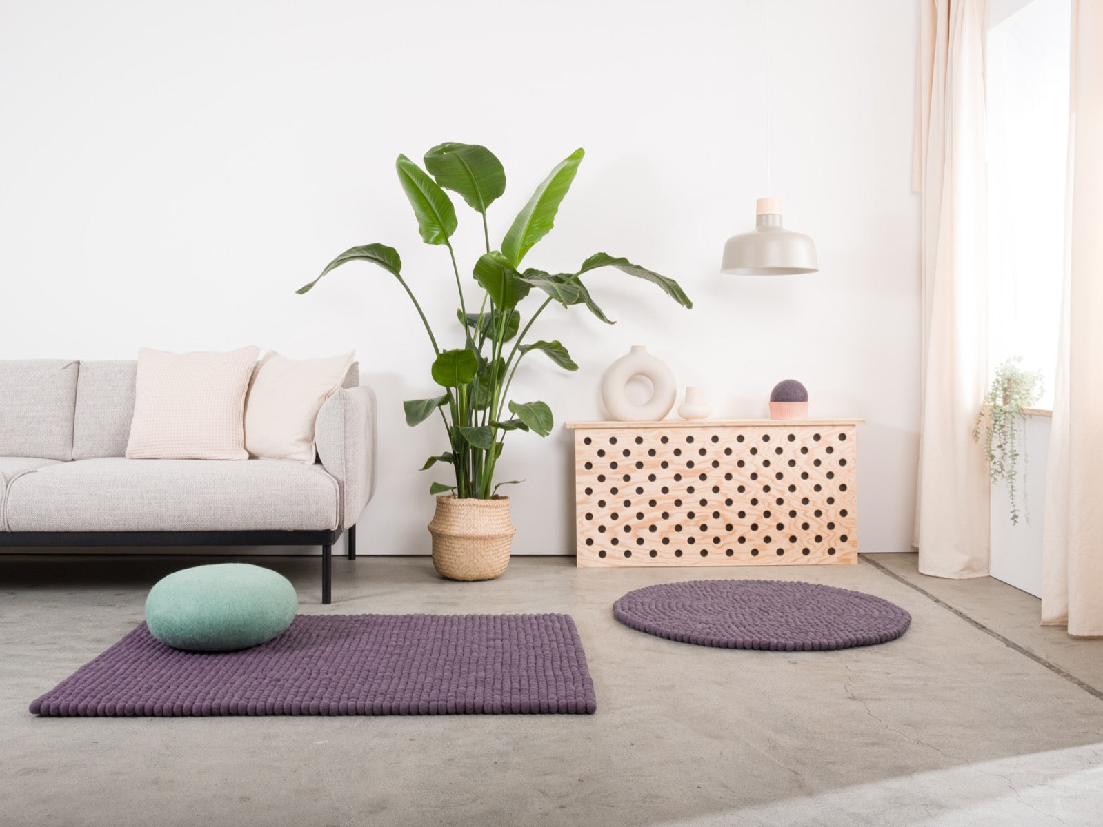 myfelt Frida Filzkugelteppich Violett rund Ø 70 cm