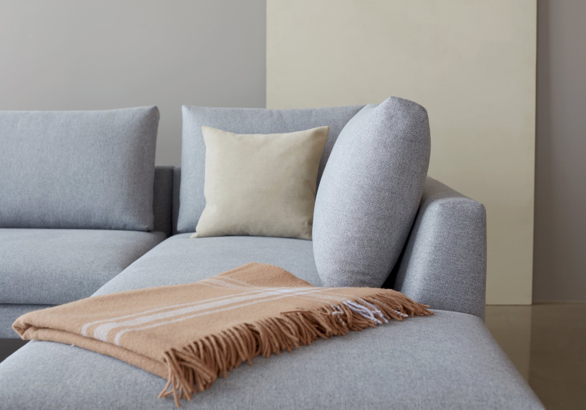 Sofa Paul 2-Sitzer Cordufine-Taupe