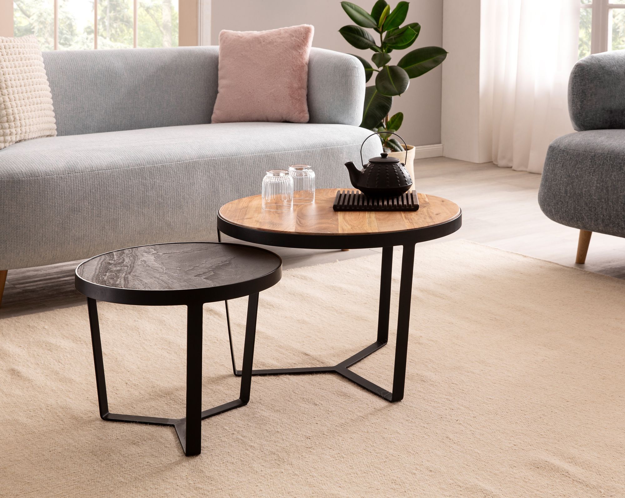 Satztisch 2er-Set Torvik Massivholz Schwarz Höhe 40 cm