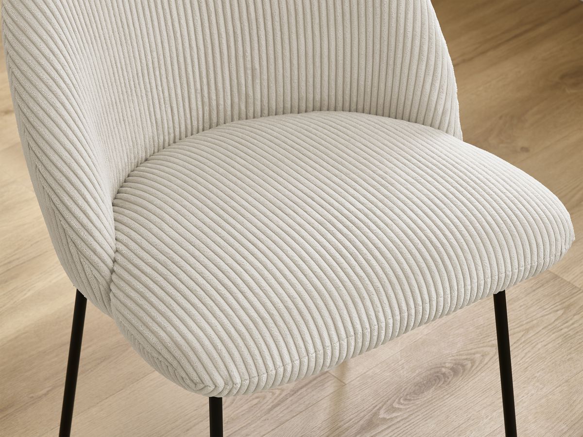 Bobochic Lalie Esszimmerstuhl mit Metallbeinen, schwarz Cordsamt Beige