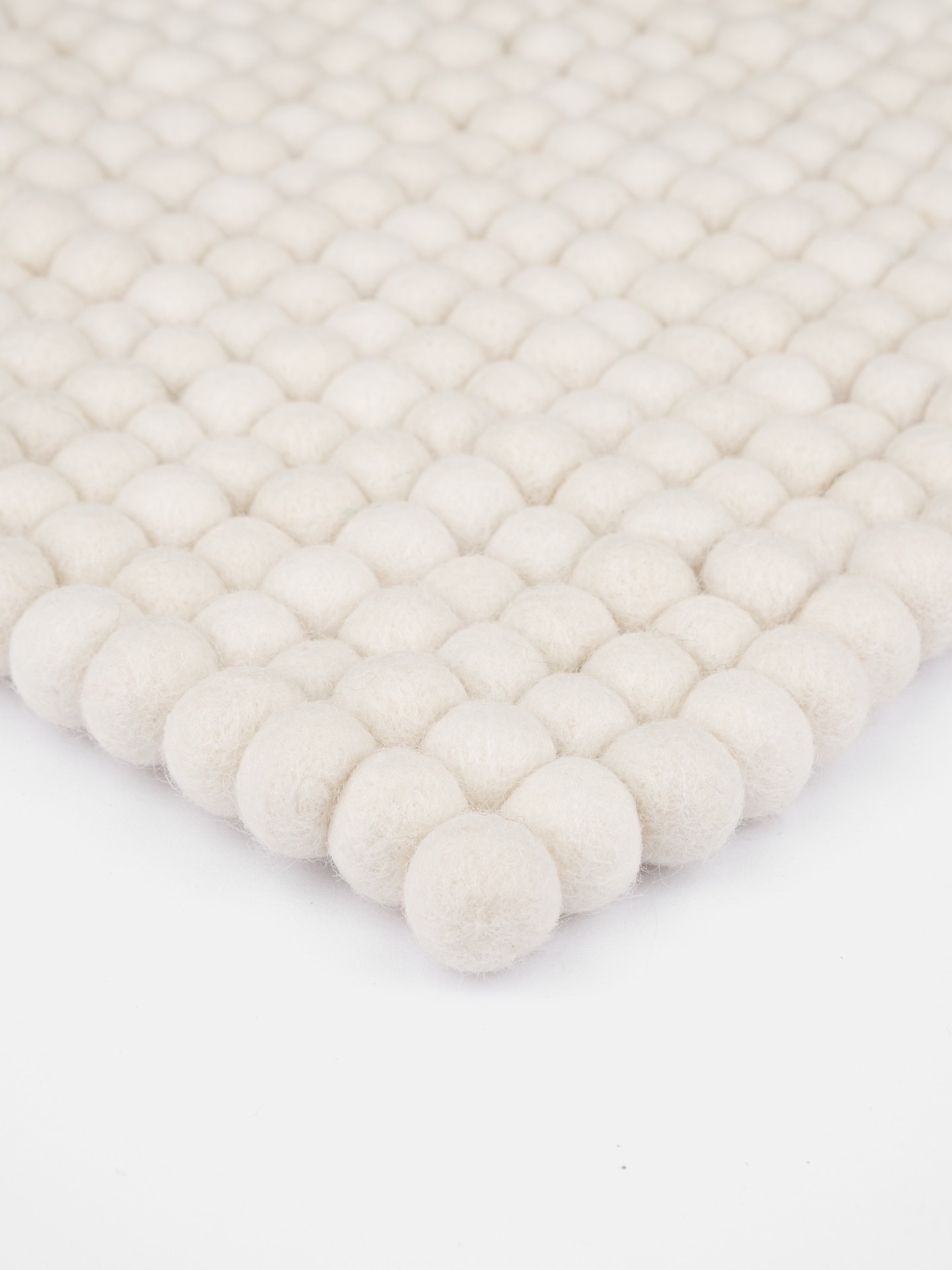 myfelt Linea - Filzkugel Sitzauflage quadratisch