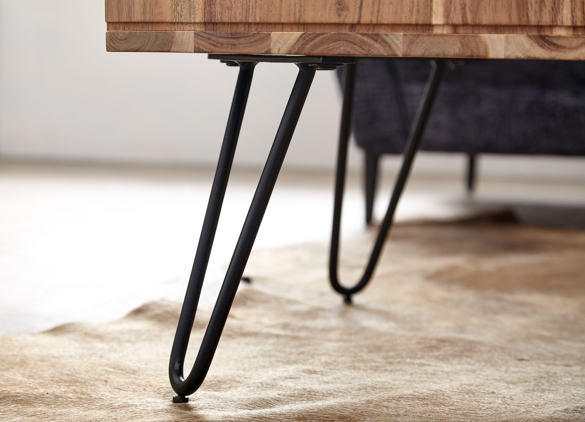Couchtisch Sunnmore Massivholz Akazie 60 × 60 × 40 cm