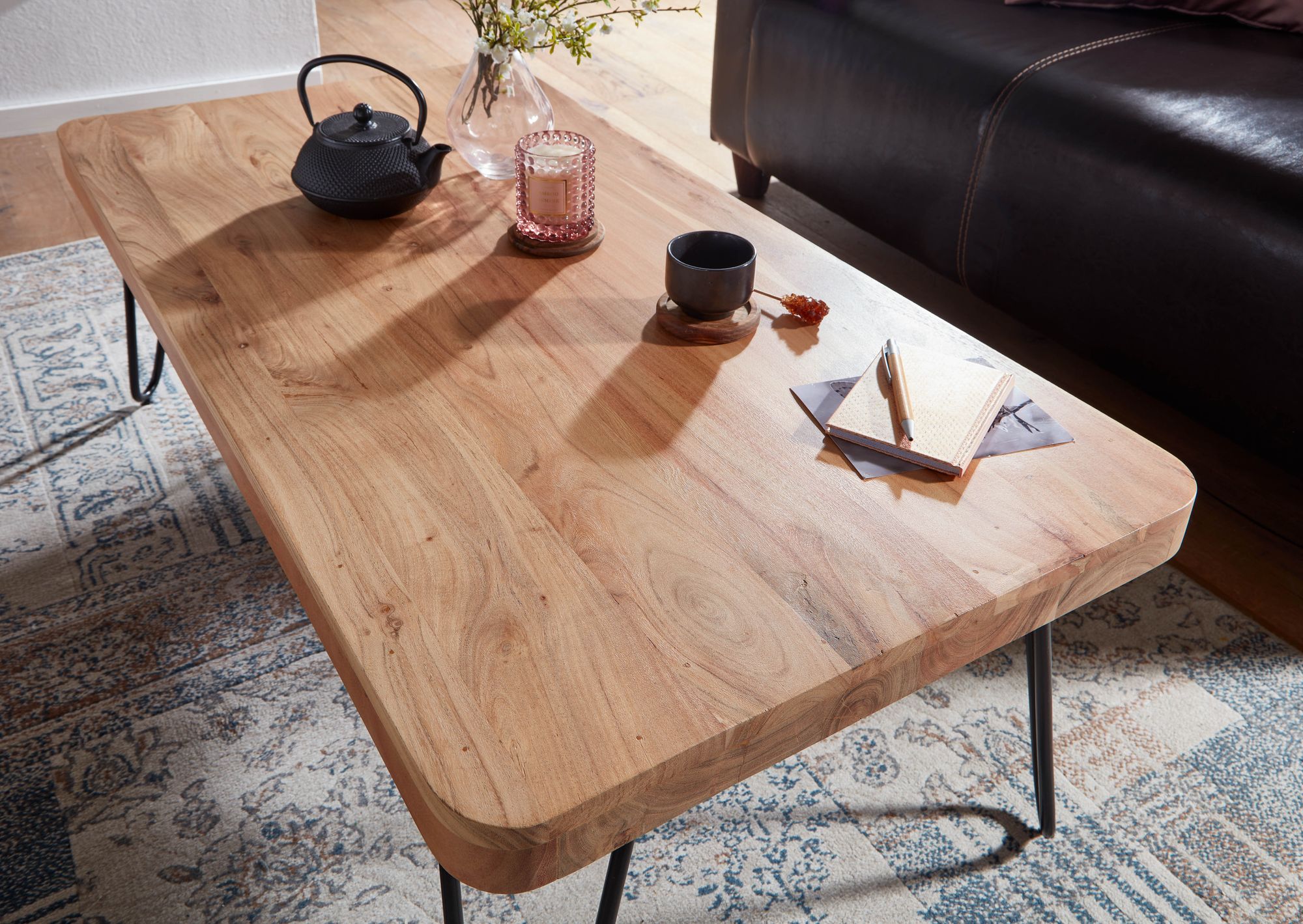 Couchtisch Agdenes Massivholz Akazie 115 × 60 × 40 cm