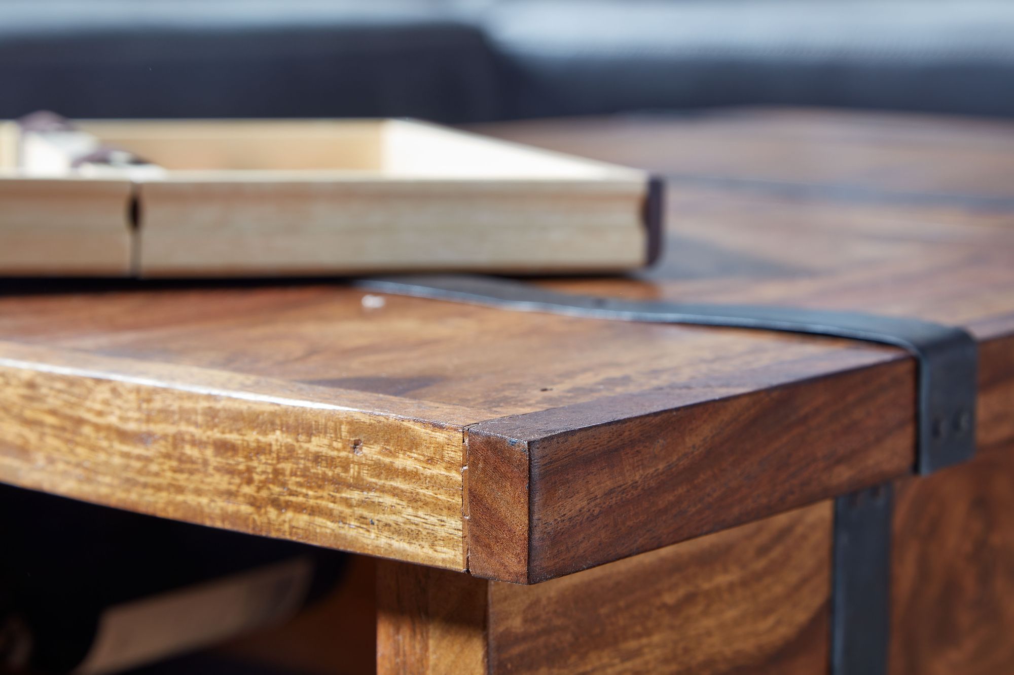 Couchtisch Sandfell Massivholz Dunkelbraun 100 × 60 × 40 cm